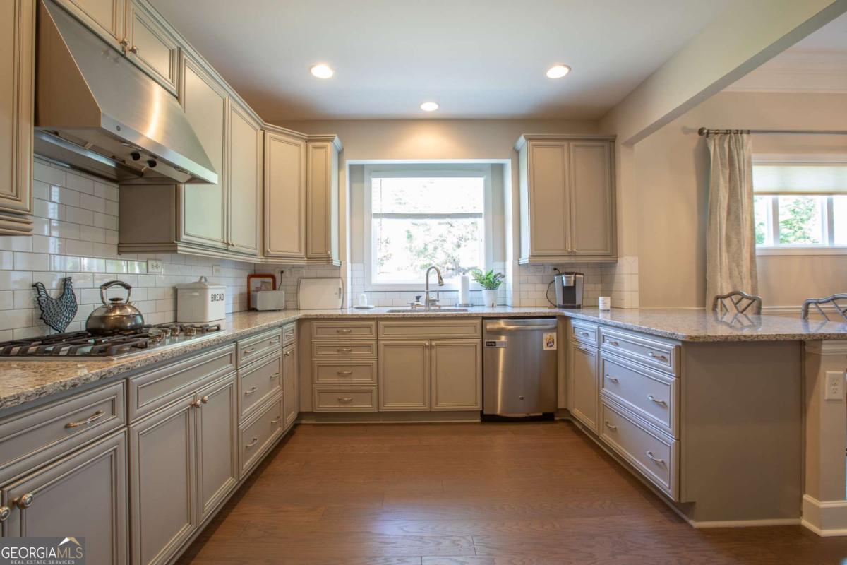 3709 Birch Lane Property Photo 9