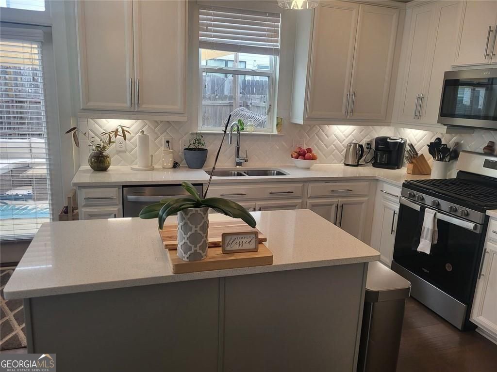 80 Garrison Drive Property Photo 17