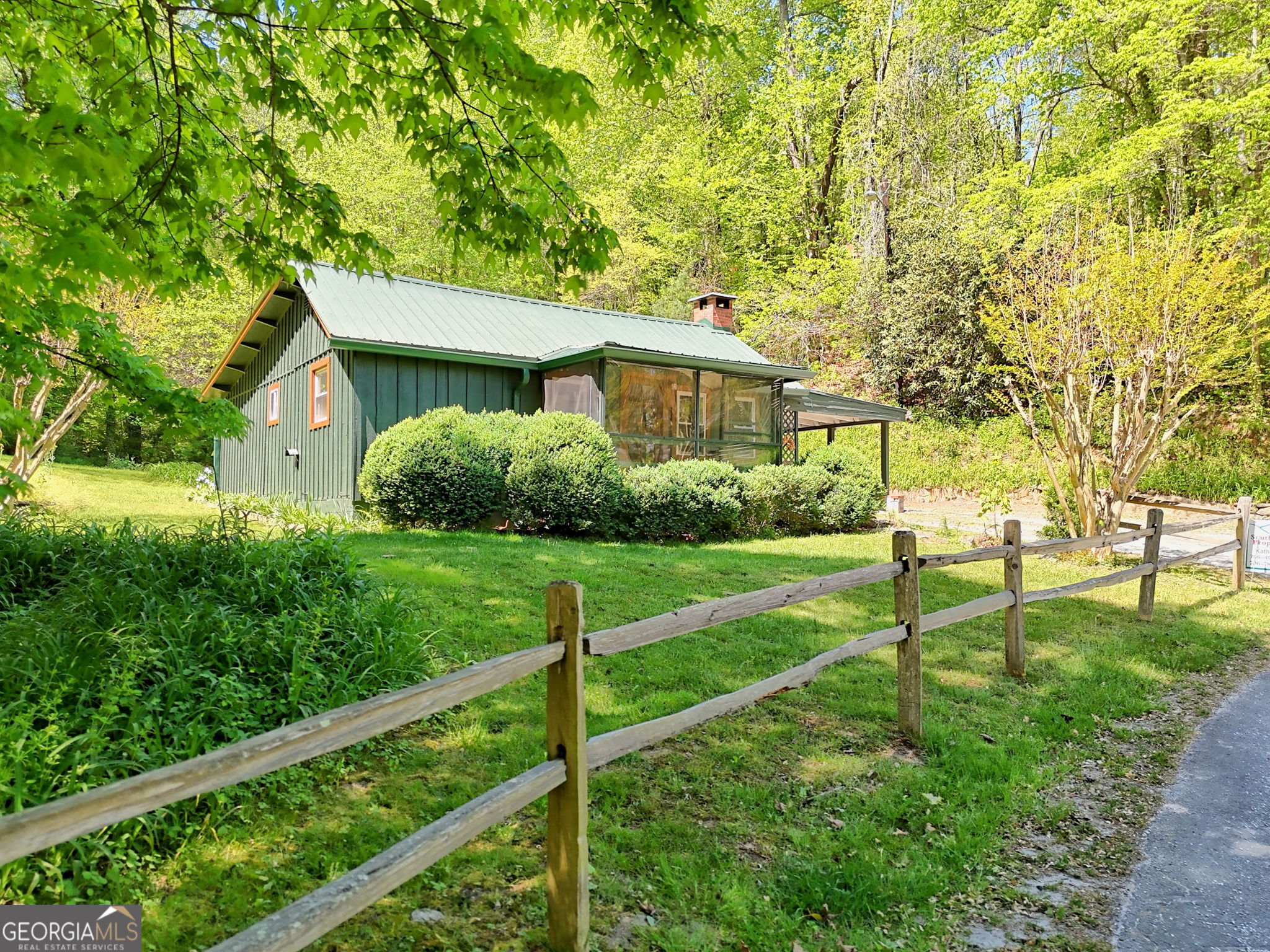 138 Taylors Chapel Road Property Photo 1