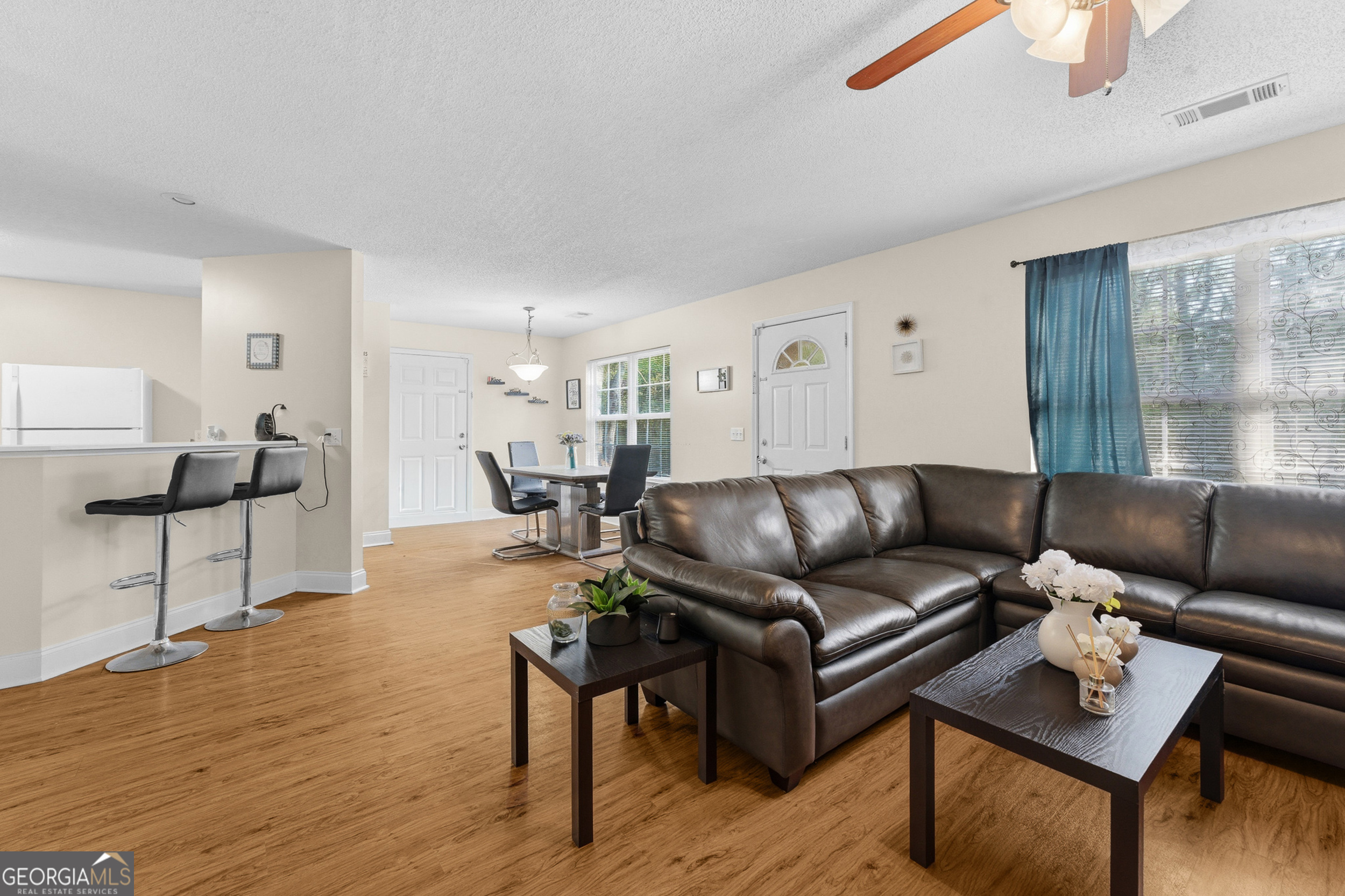 1908 Comet Avenue Property Photo 5