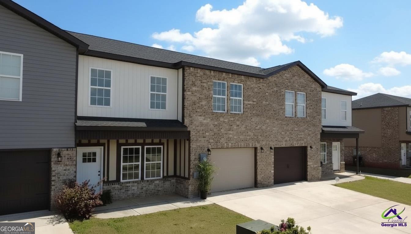 212 Beau Claire Circle Property Photo 6