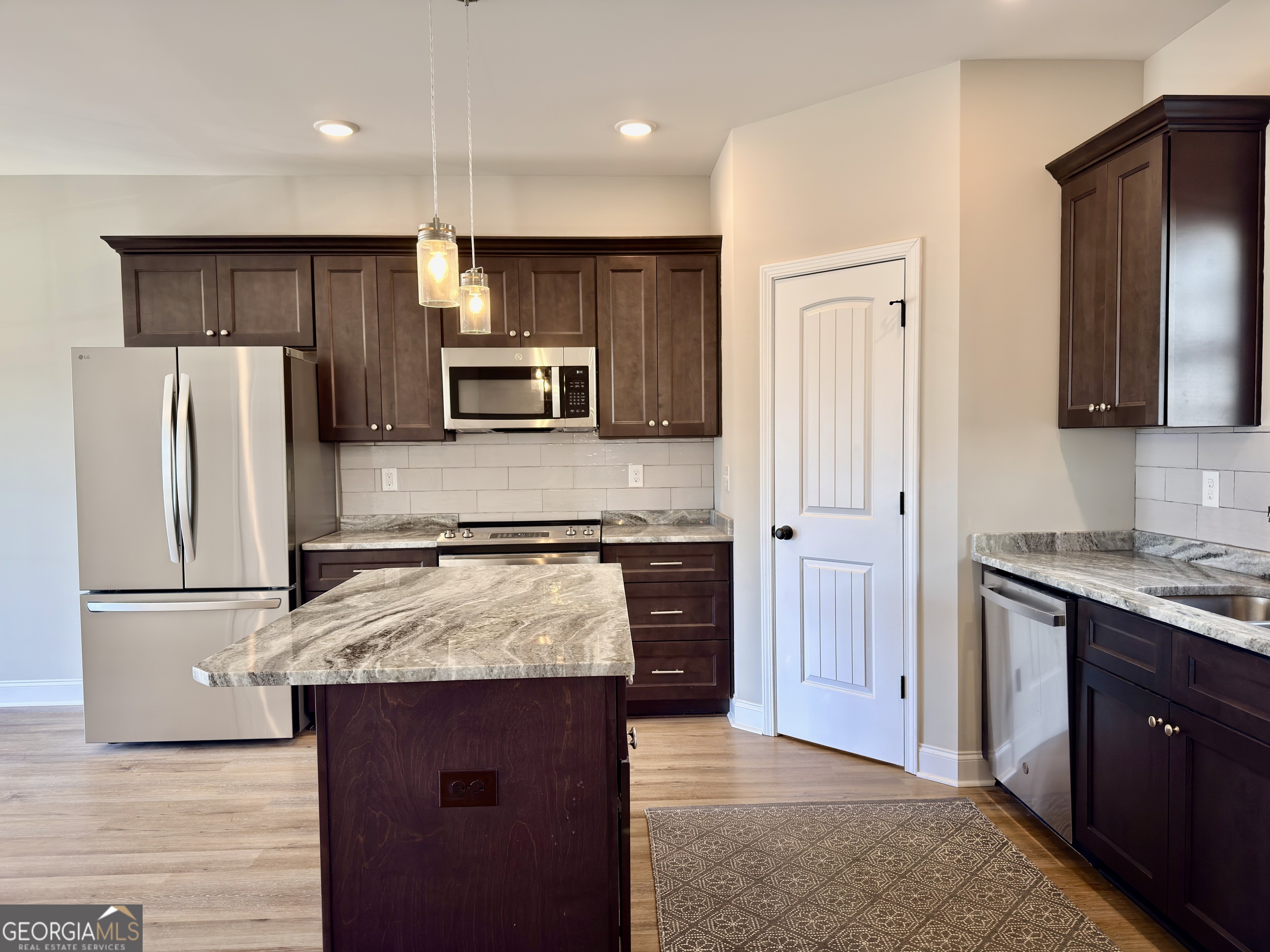 212 Beau Claire Circle Property Photo 11