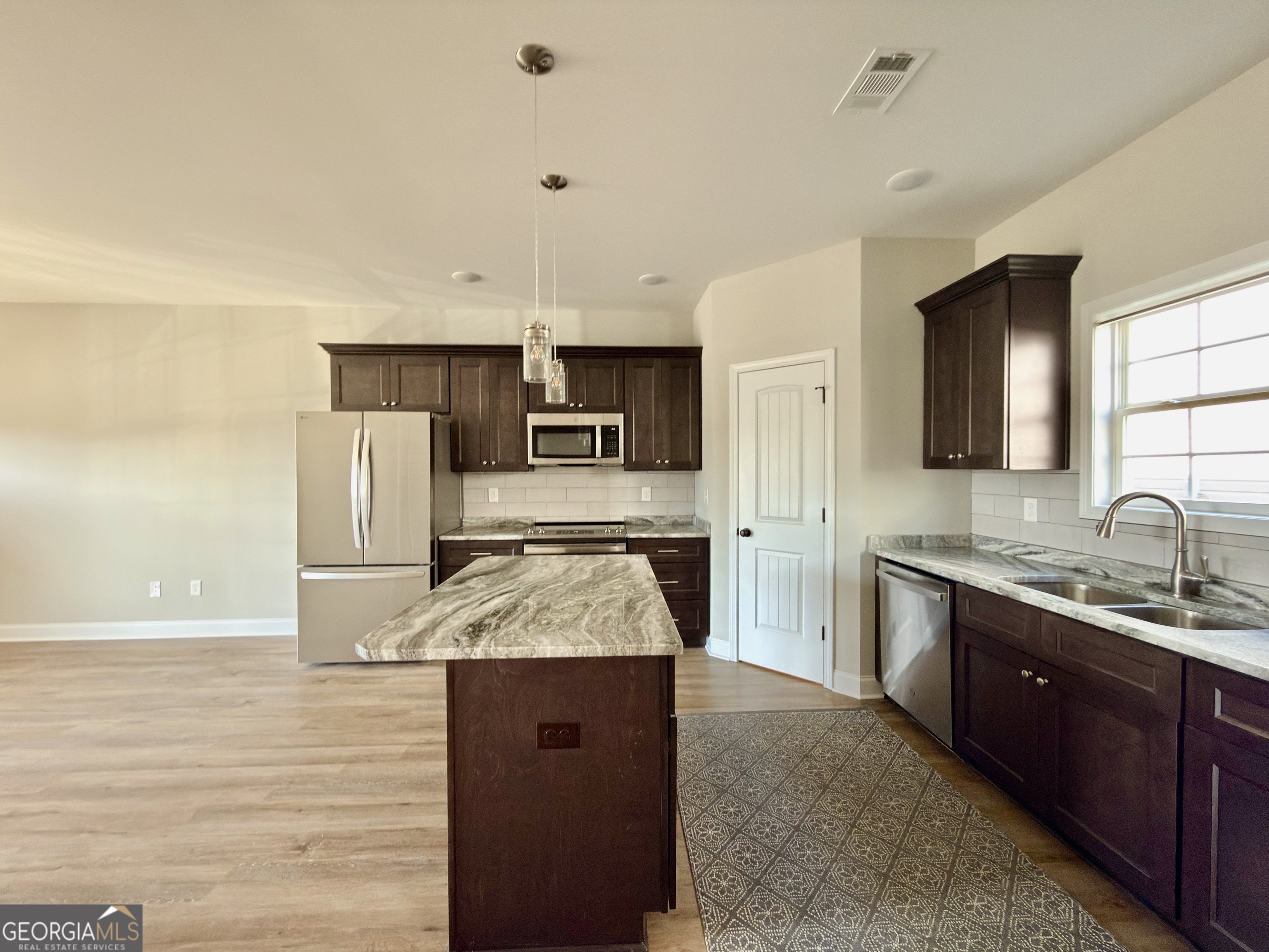 212 Beau Claire Circle Property Photo 12