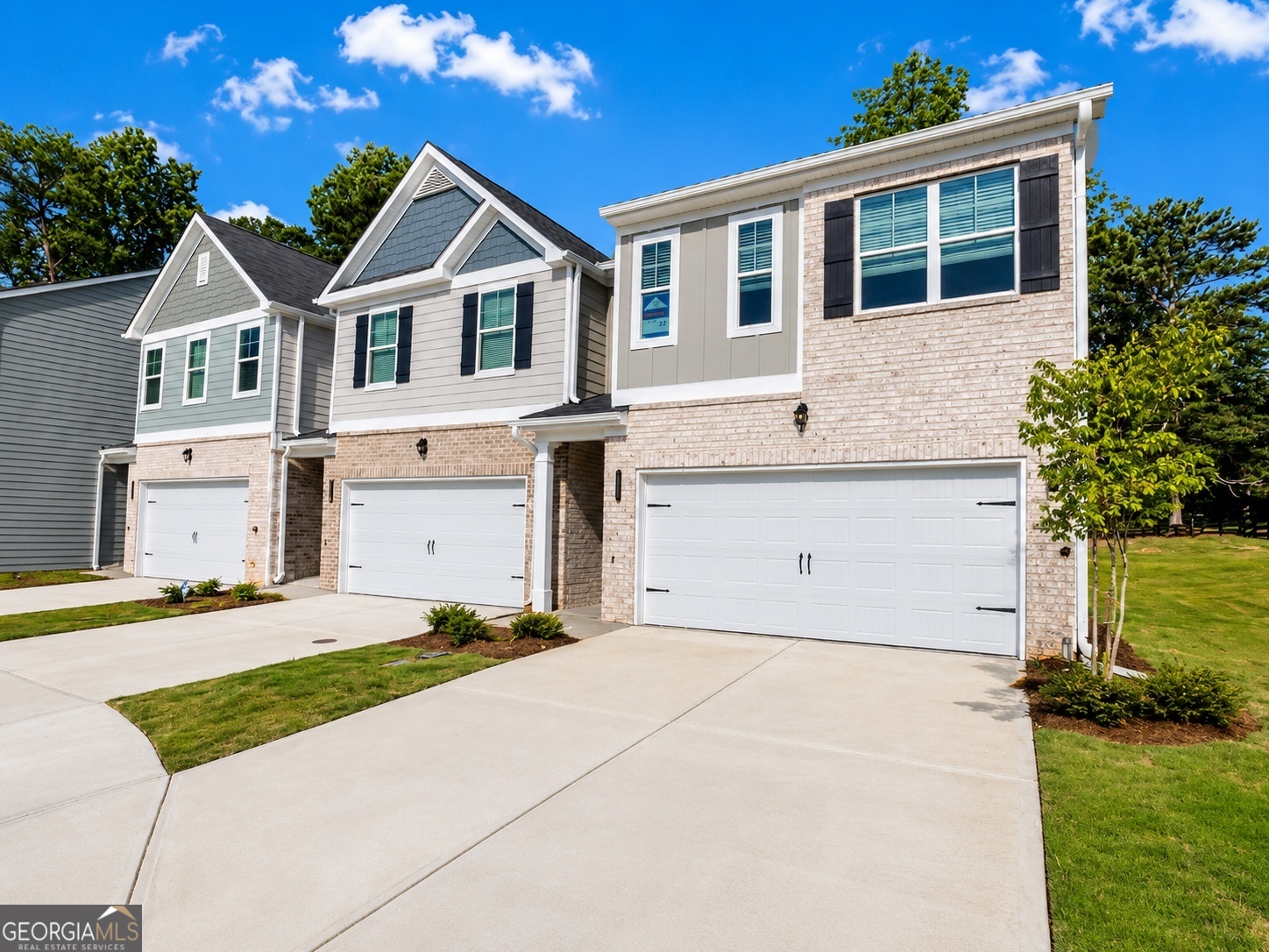 6339 Warbler Court Property Photo 2
