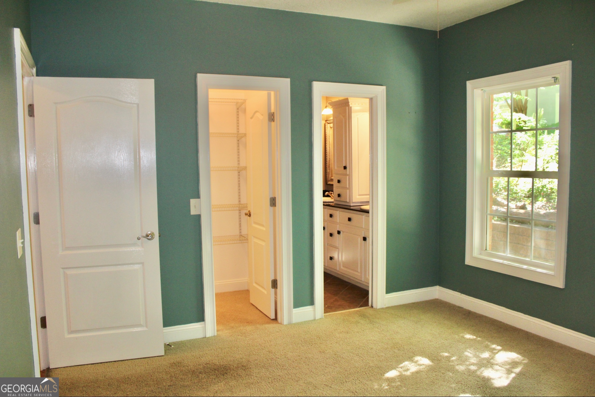 405 Canterbury Drive Property Photo 13