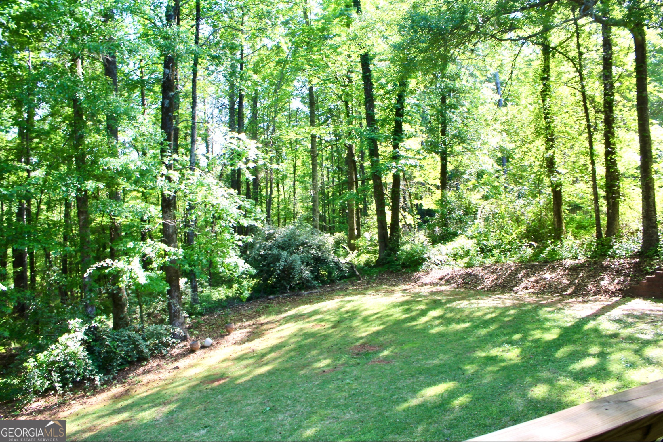 405 Canterbury Drive Property Photo 32