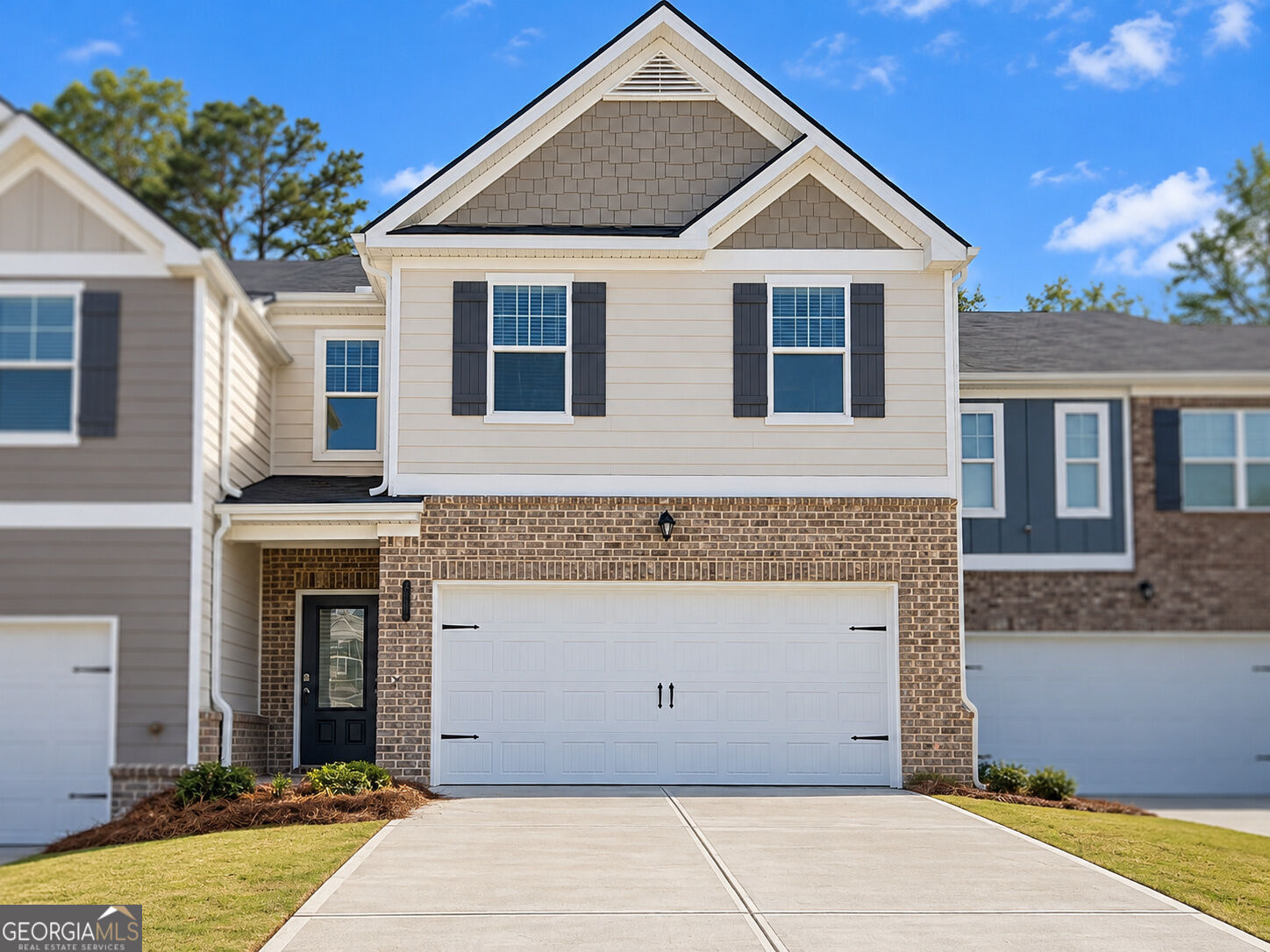 6355 Warbler Court Property Photo 1