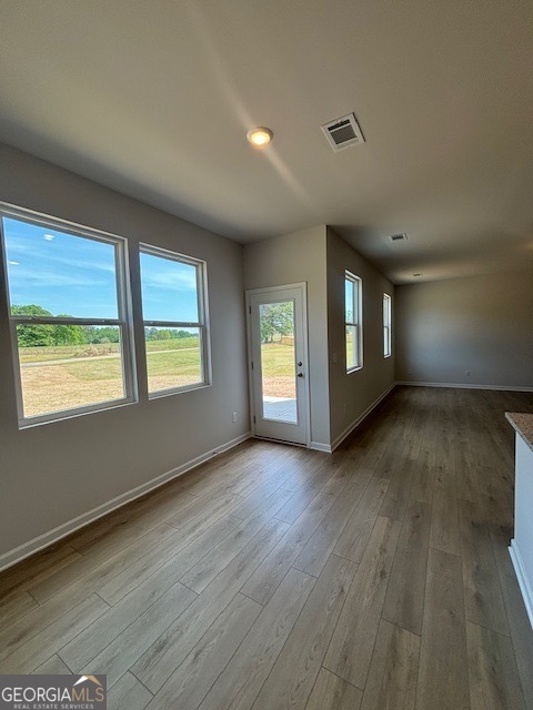 232 Hampton Hollow Drive Property Photo 5