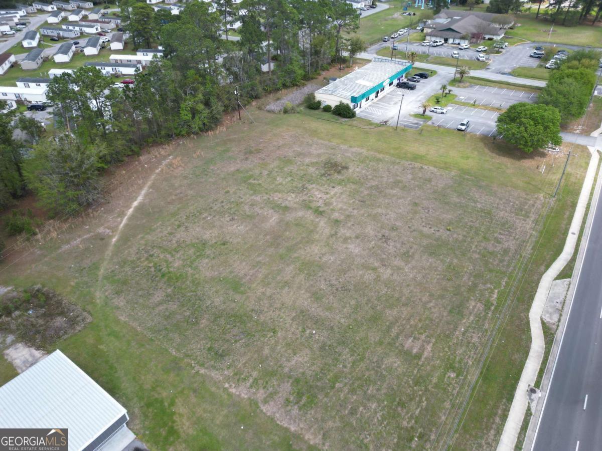 951 Elma G Miles Parkway Property Photo 2