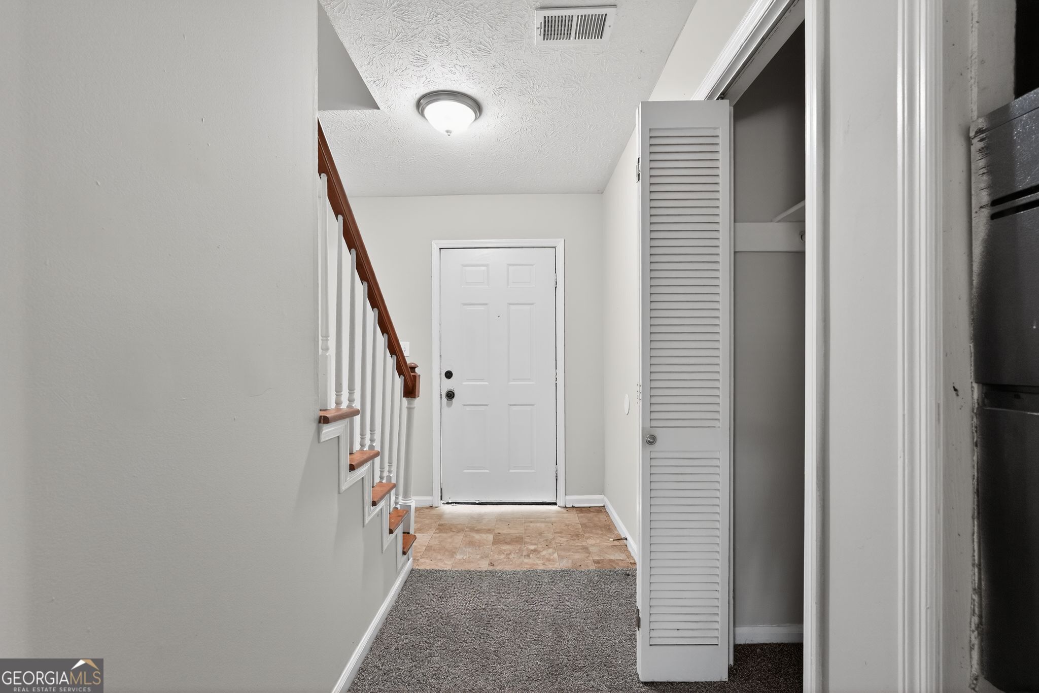 184 Cave Springs Court Property Photo 3