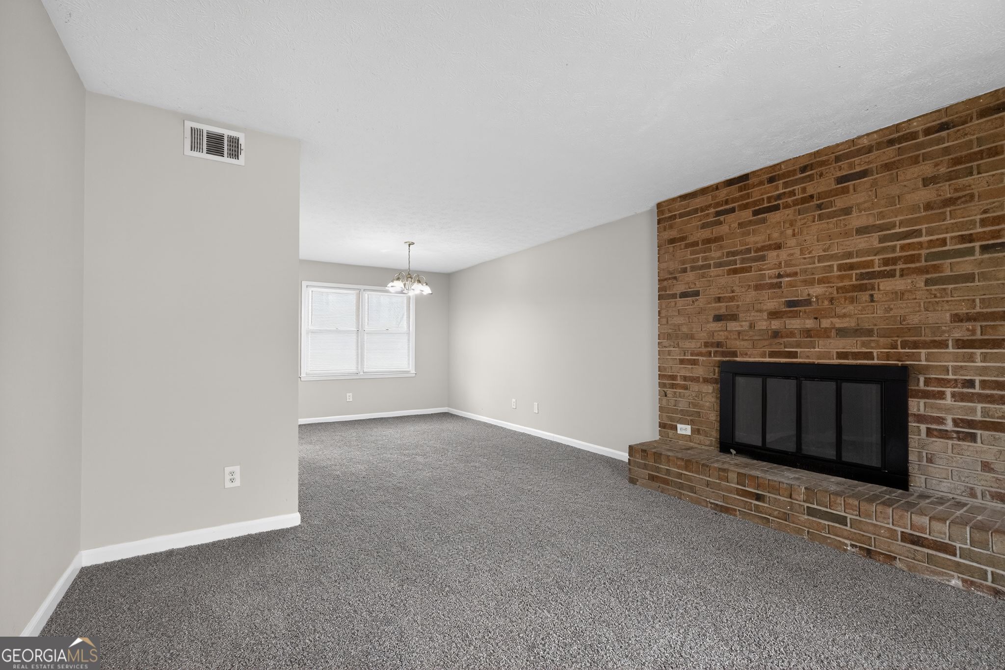 184 Cave Springs Court Property Photo 6