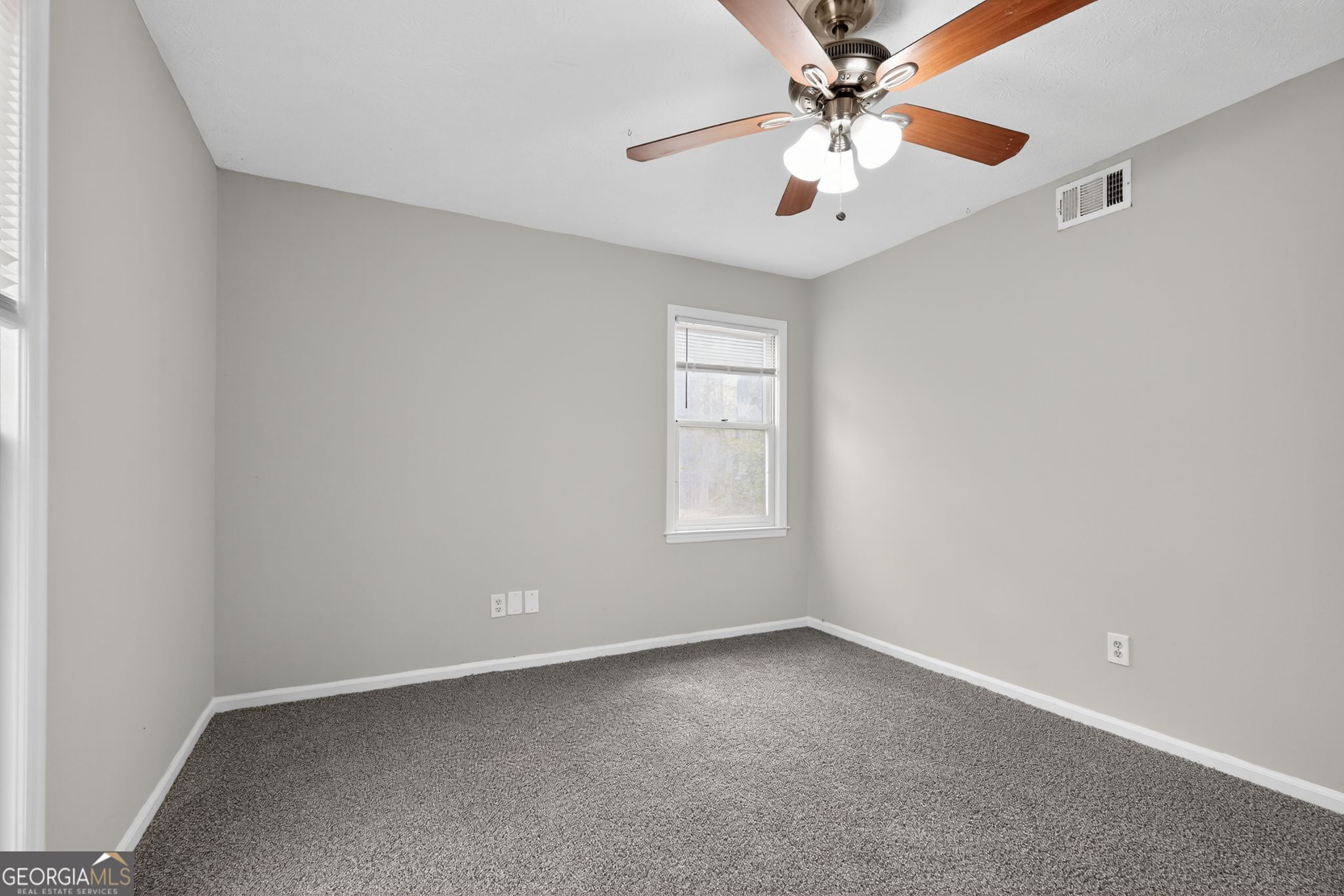 184 Cave Springs Court Property Photo 14