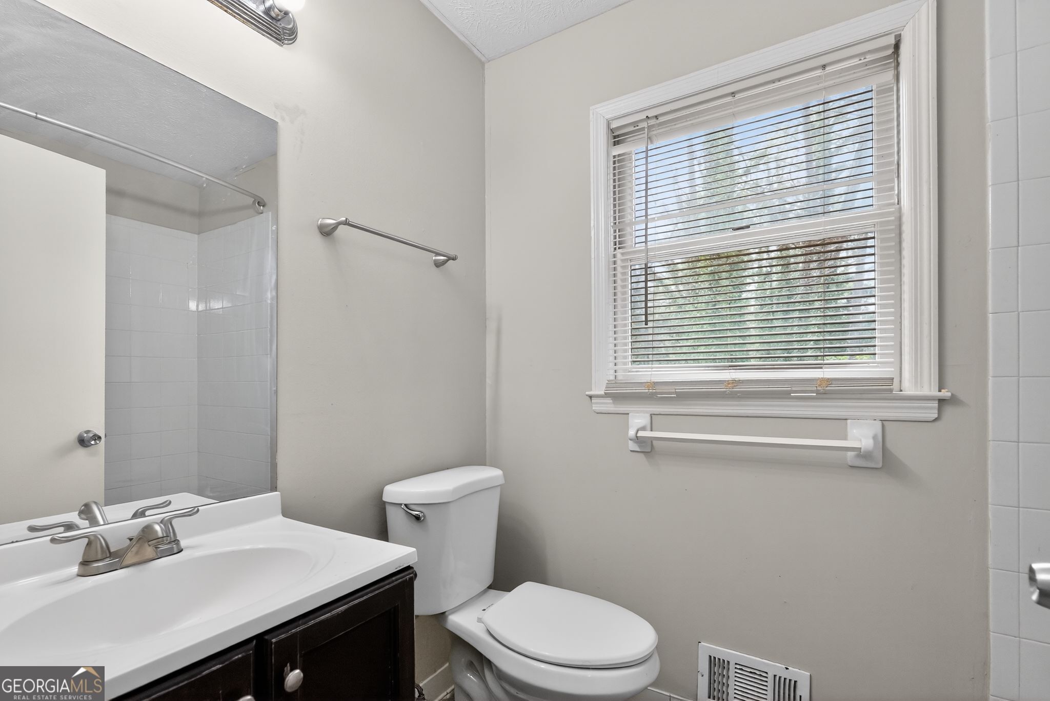 184 Cave Springs Court Property Photo 21