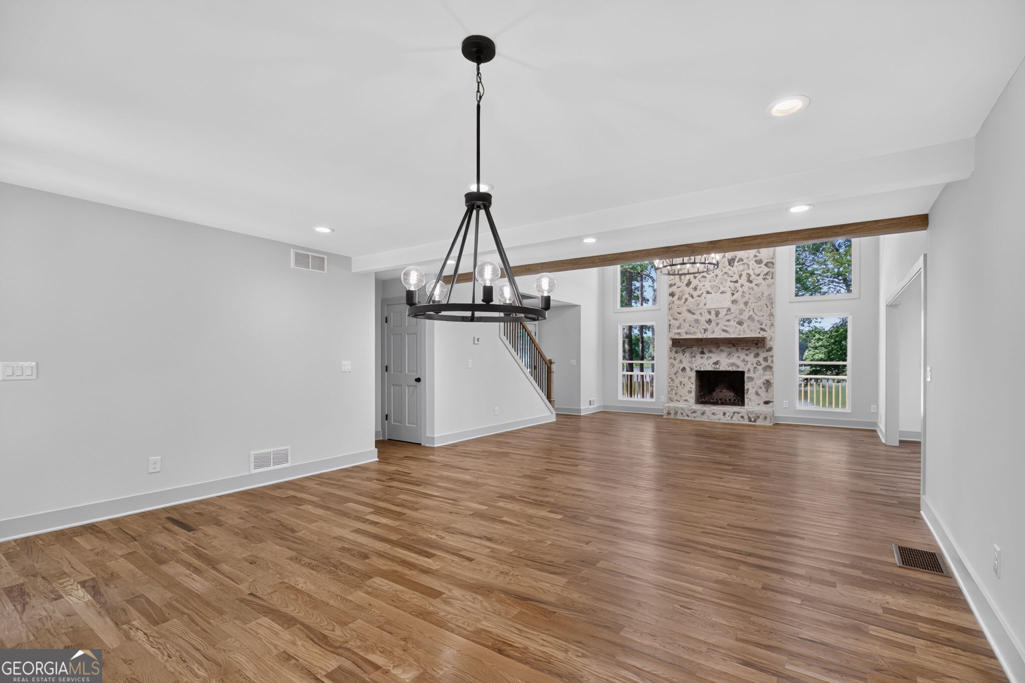 341 Teepee Trail Property Photo 8