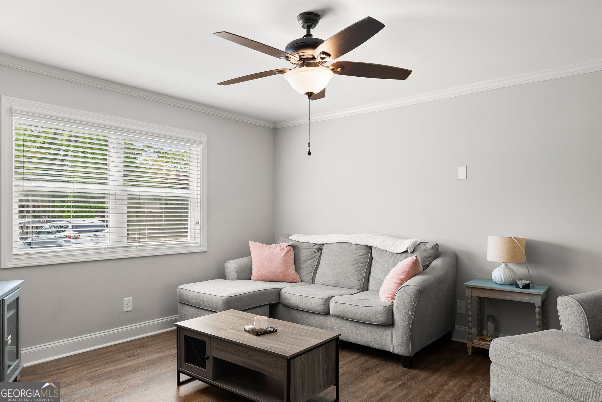 535 Forrest Avenue Property Photo 10