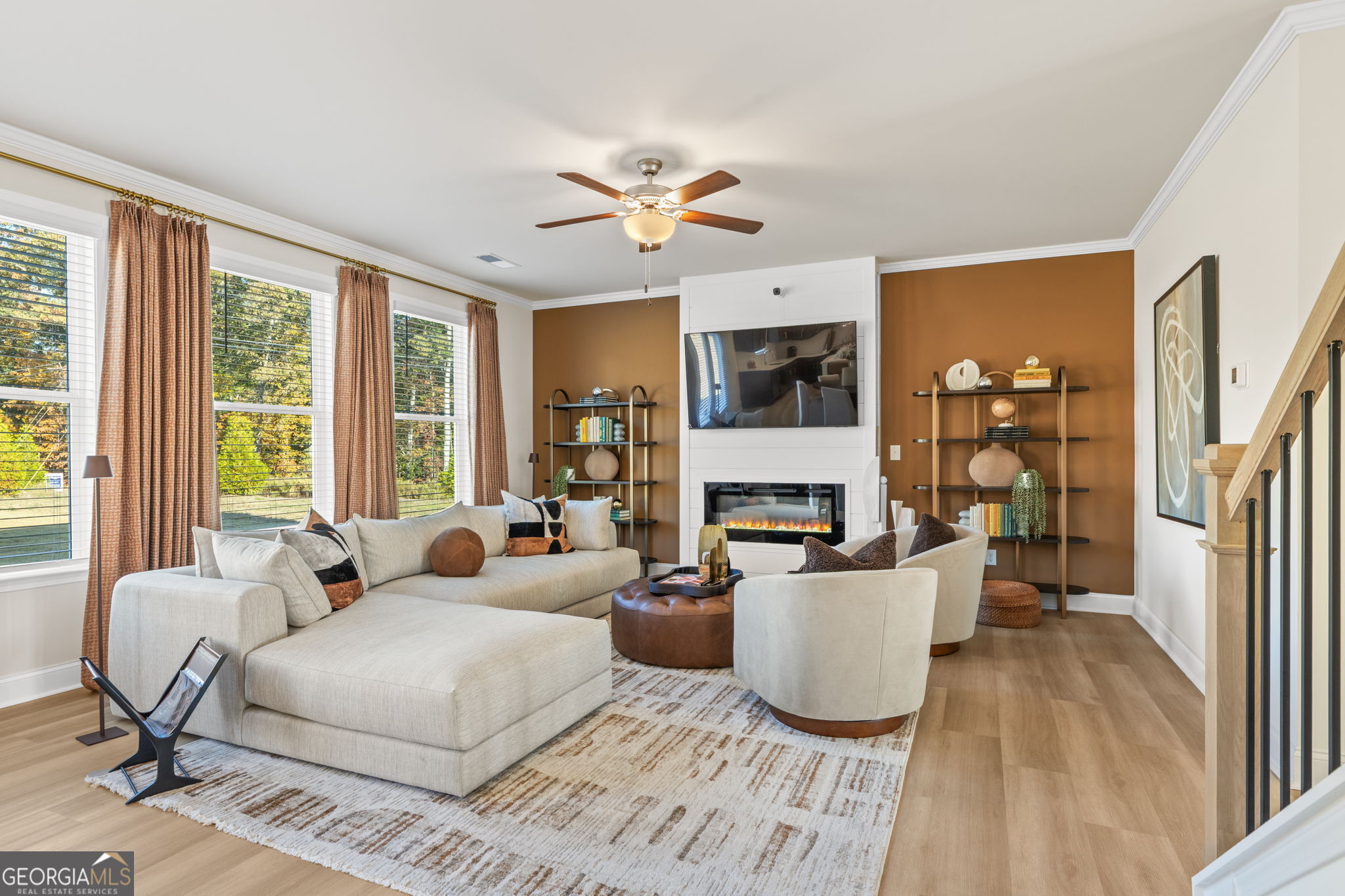 5910 Spring Way Property Photo 10