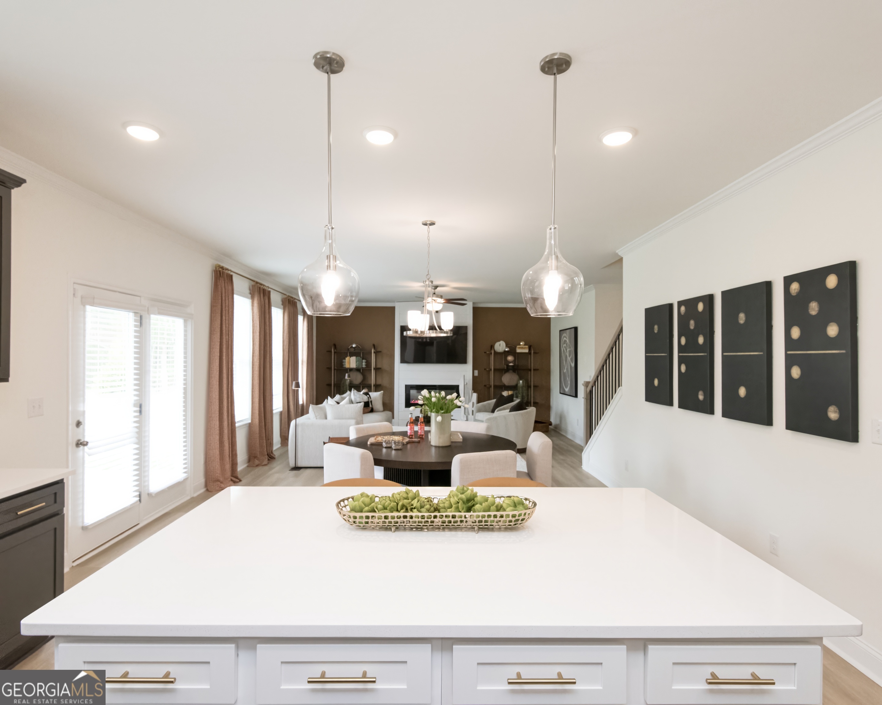 5910 Spring Way Property Photo 15