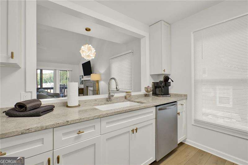 137 Narrows Loop Property Photo 6