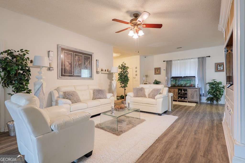 3473- 3807 Kay Circle Property Photo 4