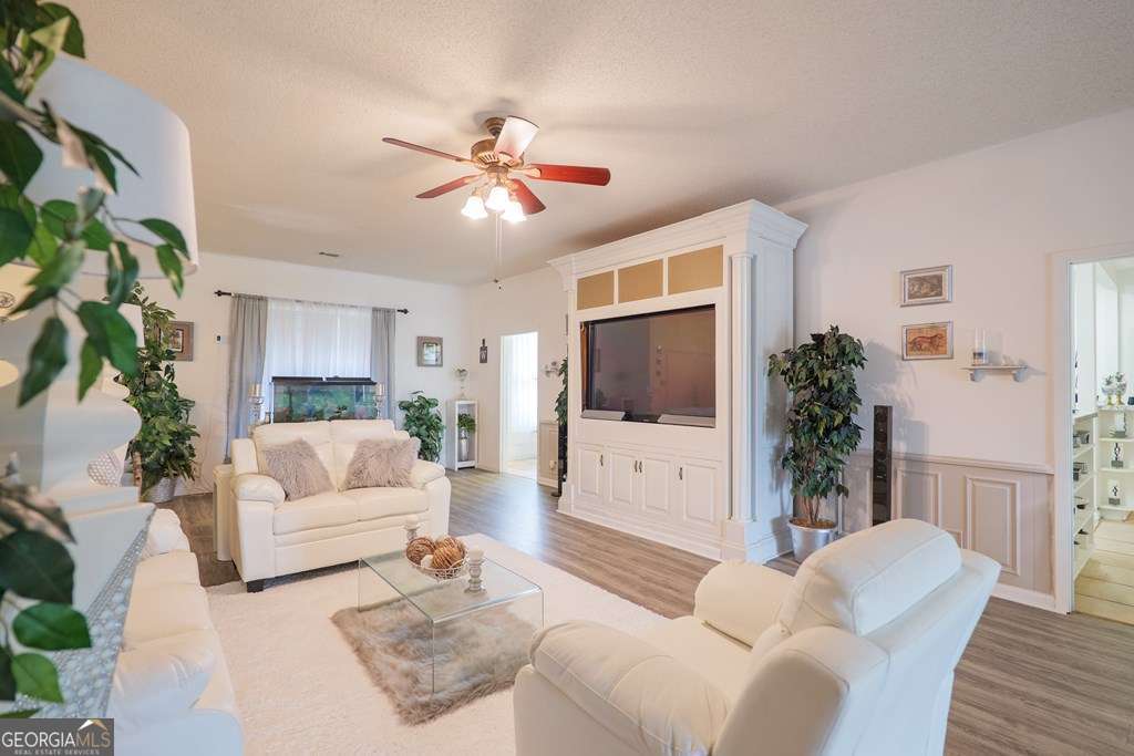 3473- 3807 Kay Circle Property Photo 6