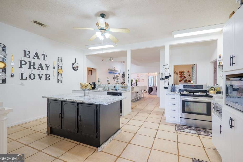 3473- 3807 Kay Circle Property Photo 11