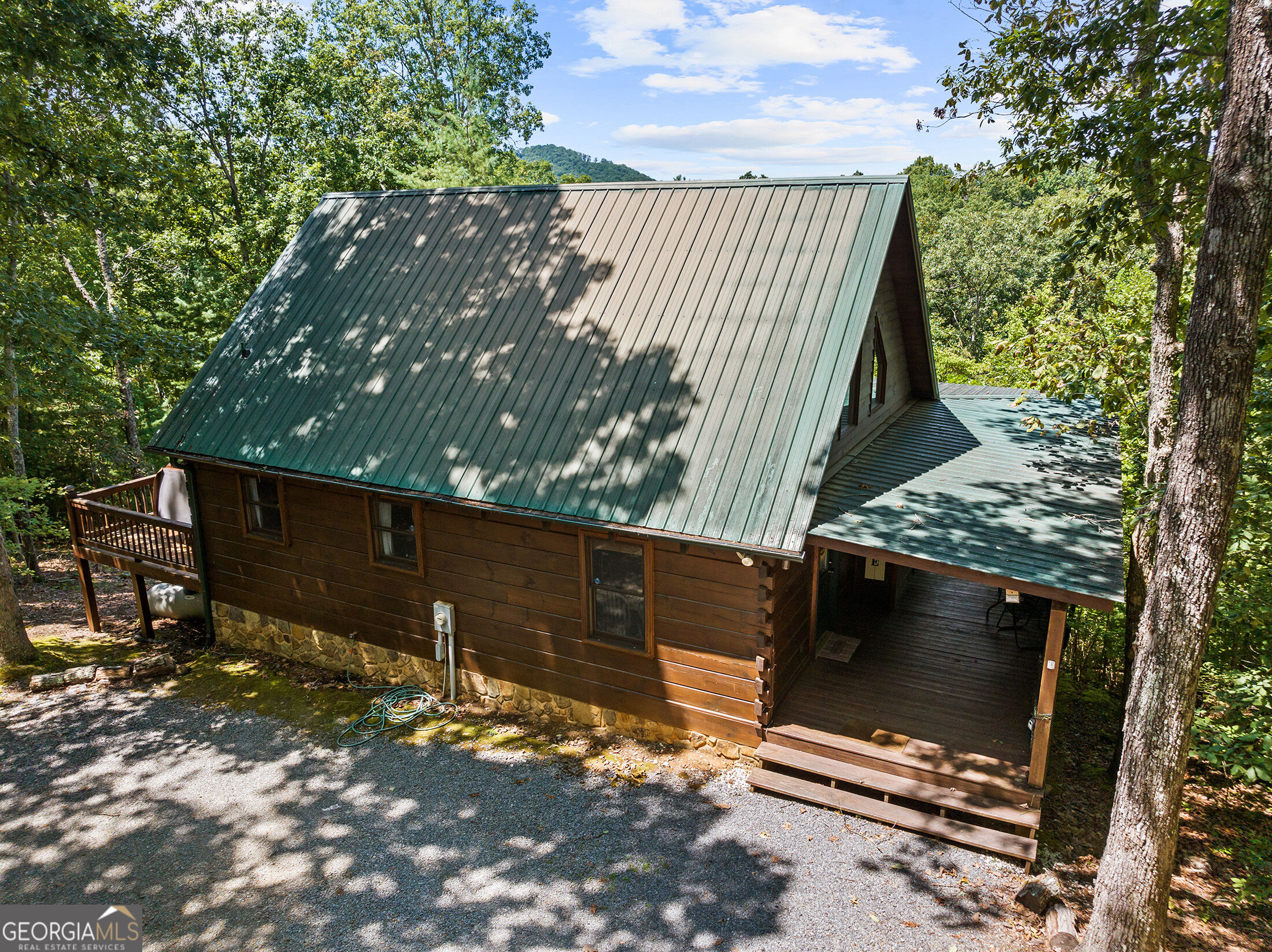 220 Lakota Lane Property Photo 4