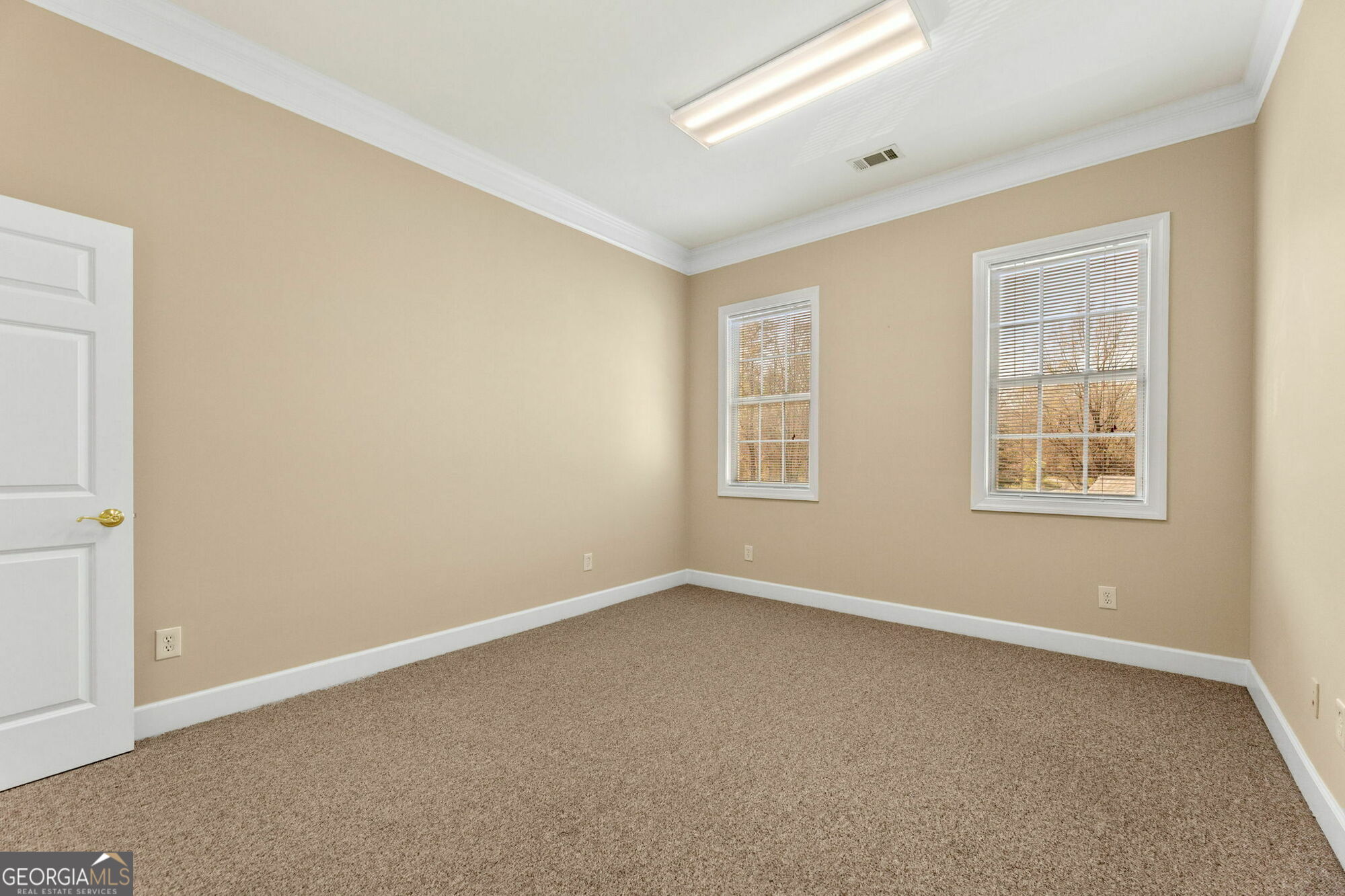 3535 Roswell Road # 18 Property Photo 9