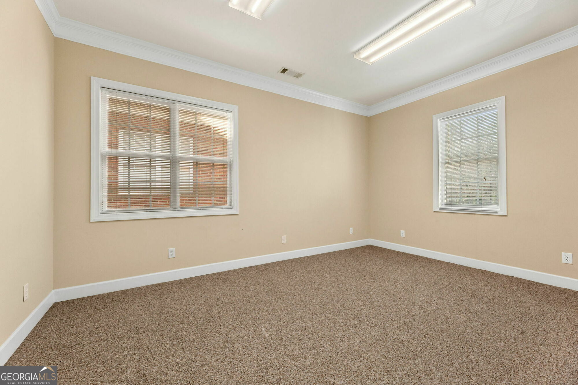 3535 Roswell Road # 18 Property Photo 10