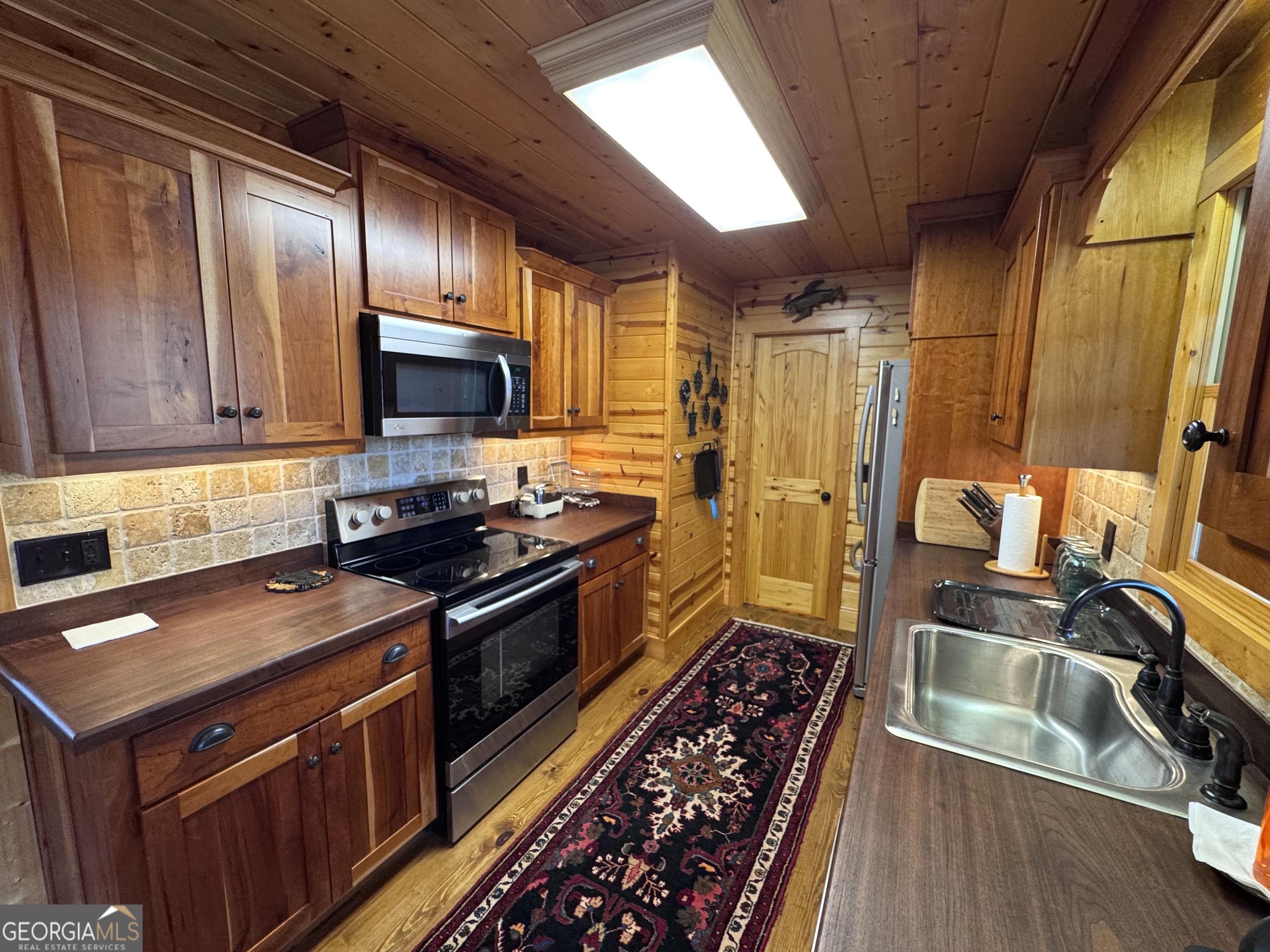 333 Laurel Mountain Drive Property Photo 8