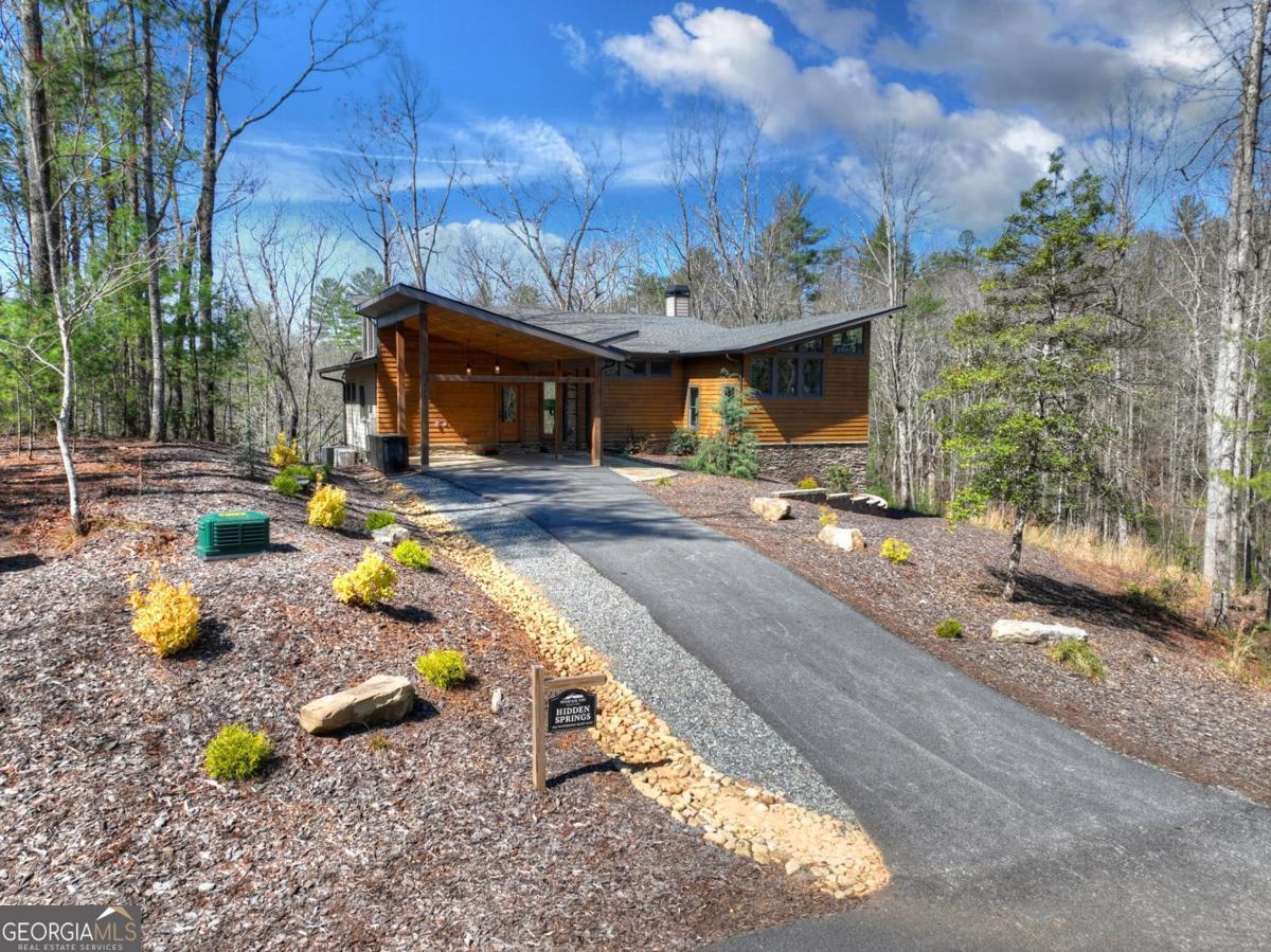 466 E Watersong Bluff Property Photo 4