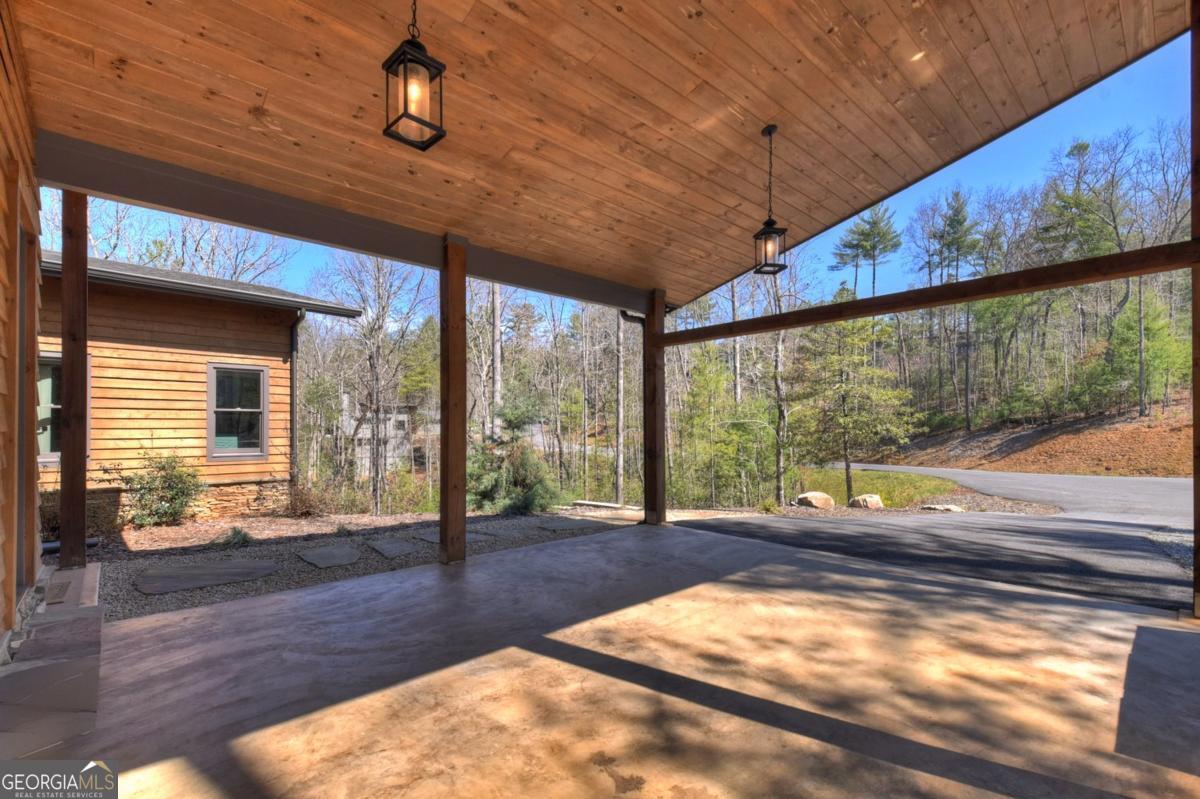 466 E Watersong Bluff Property Photo 10