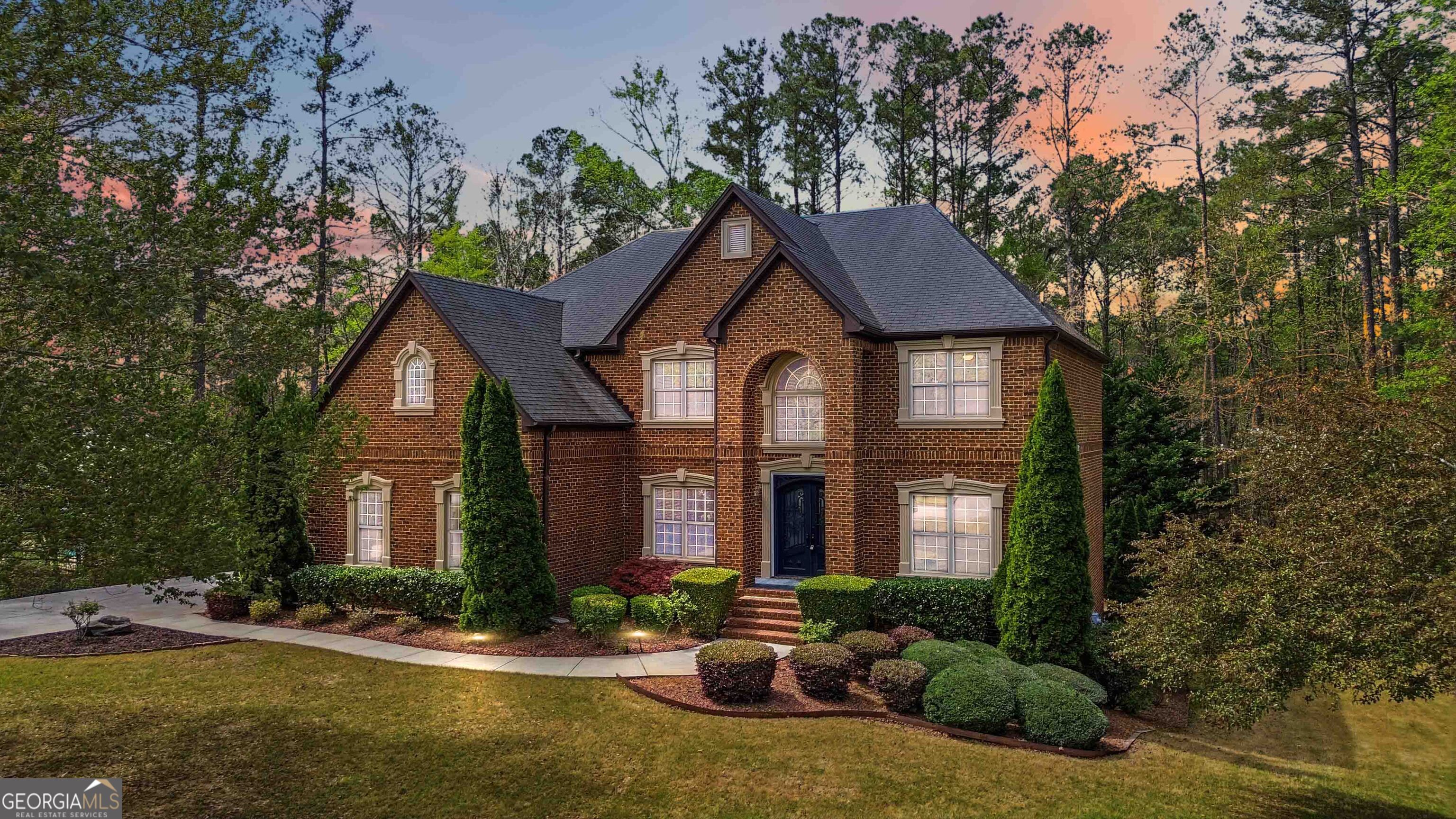 2704 Ivy Circle Property Photo 1