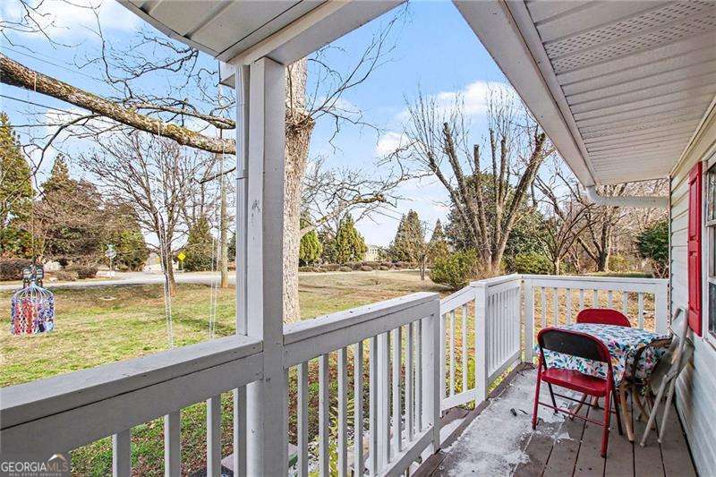 1015 Jefferson Highway Property Photo 4