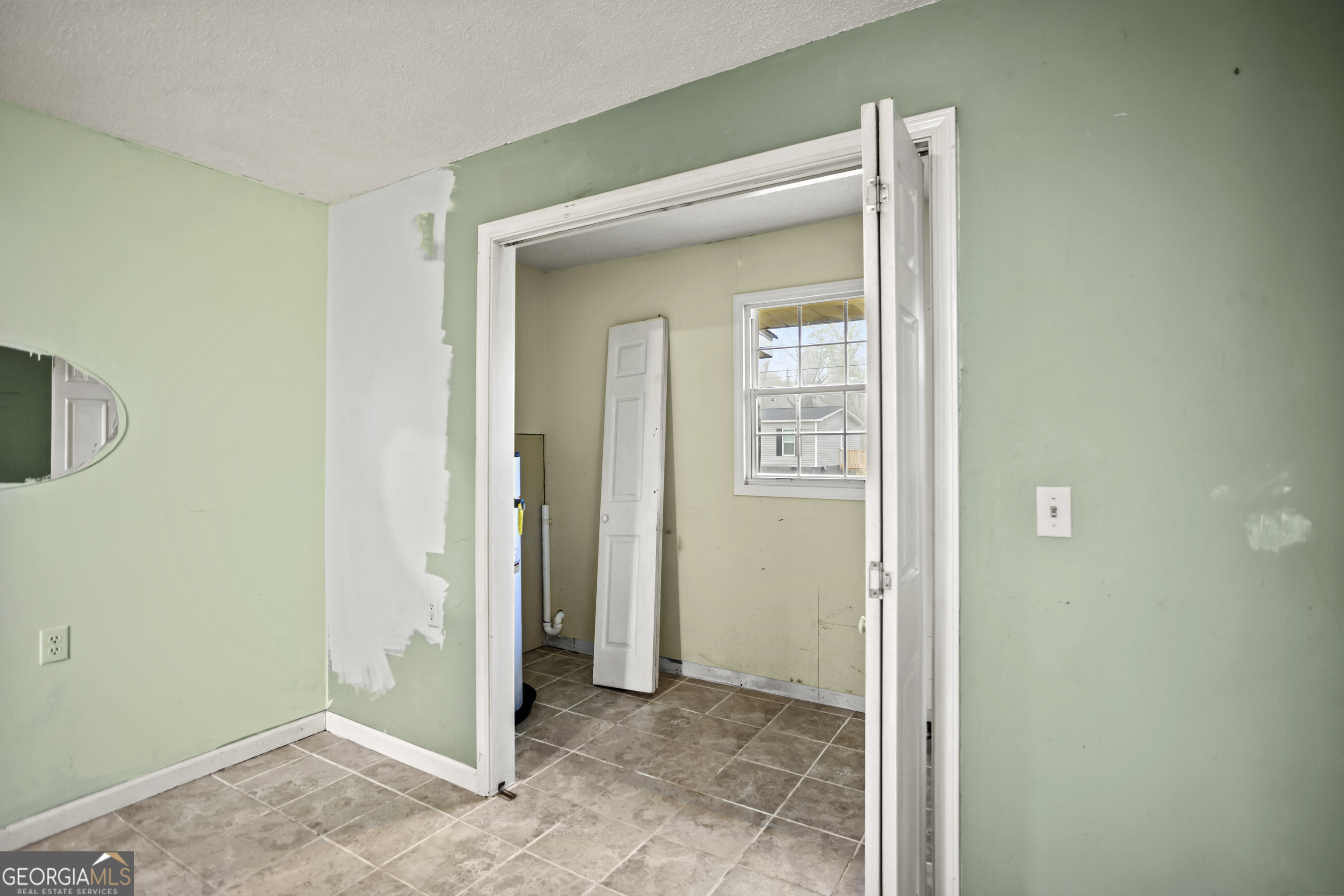 121 Canary Circle Property Photo 17