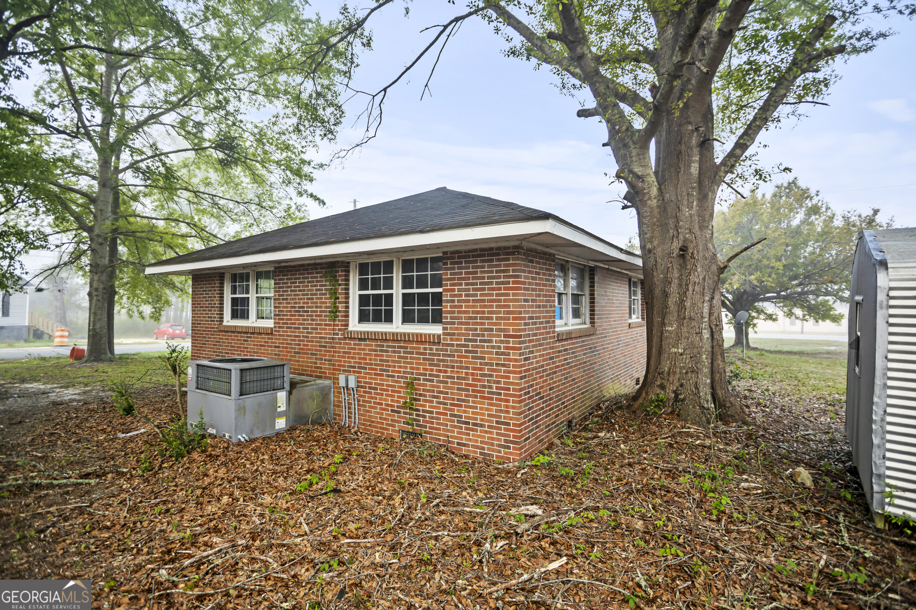 121 Canary Circle Property Photo 21
