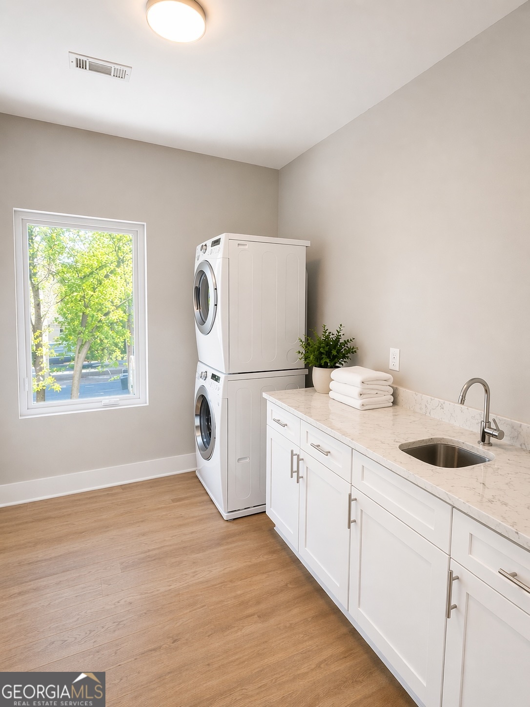 126 Moreland Avenue Se Property Photo 17