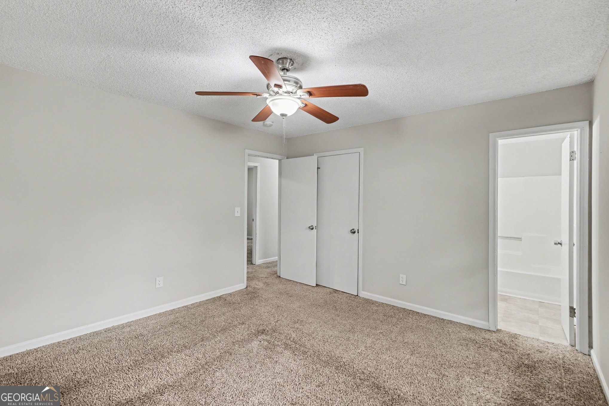 4500 Nebo Road Property Photo 16
