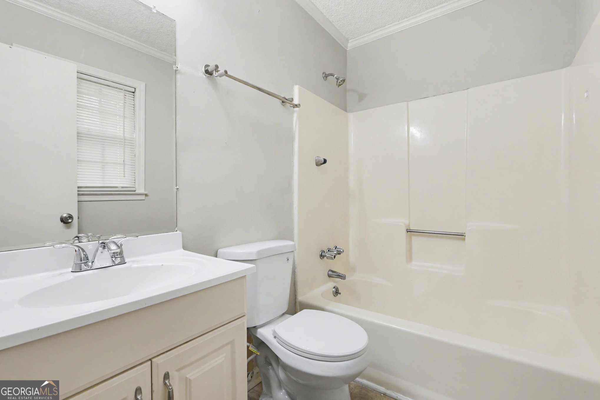 4500 Nebo Road Property Photo 17