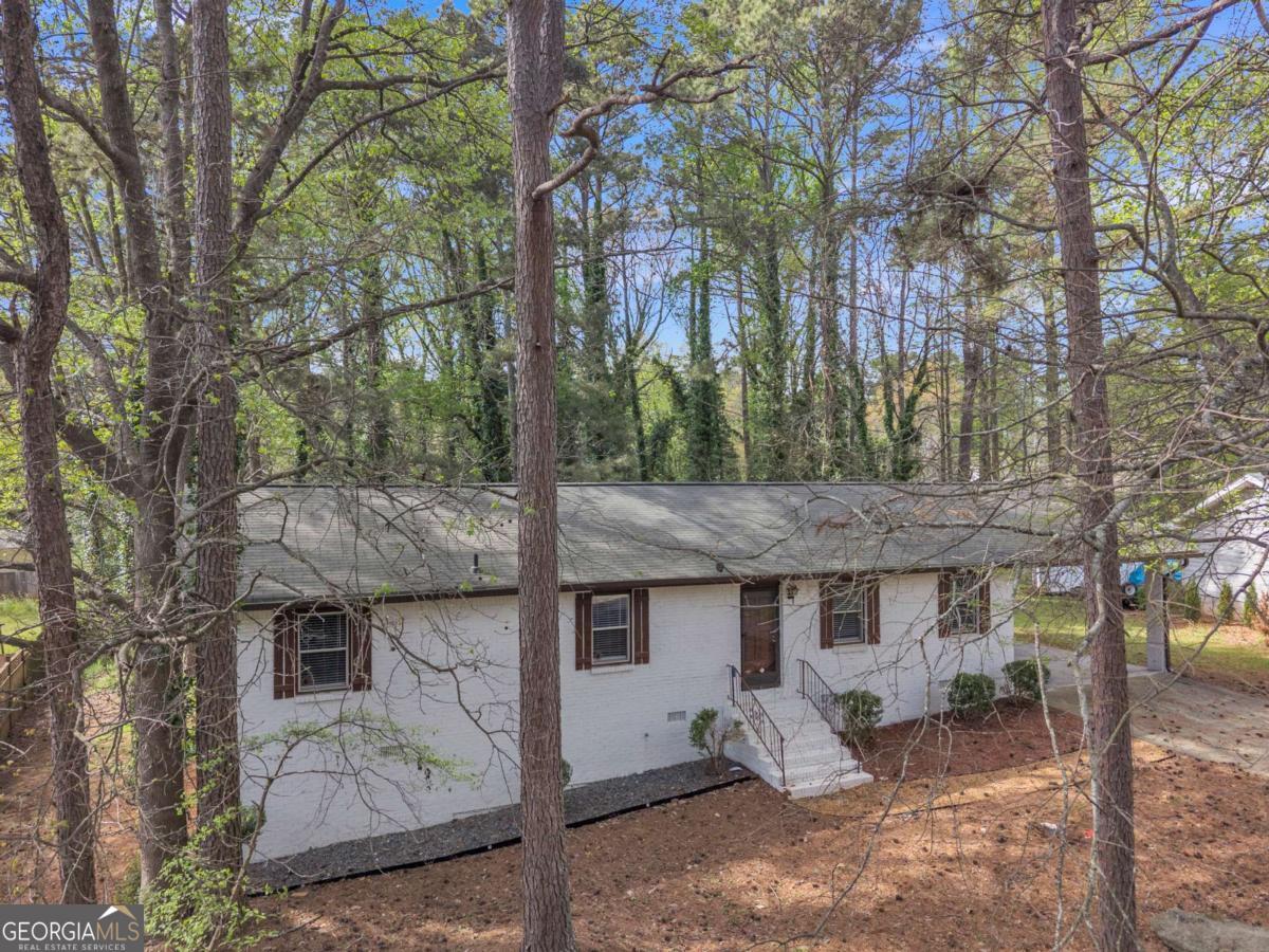 5521 E Wind Drive Sw Property Photo 3