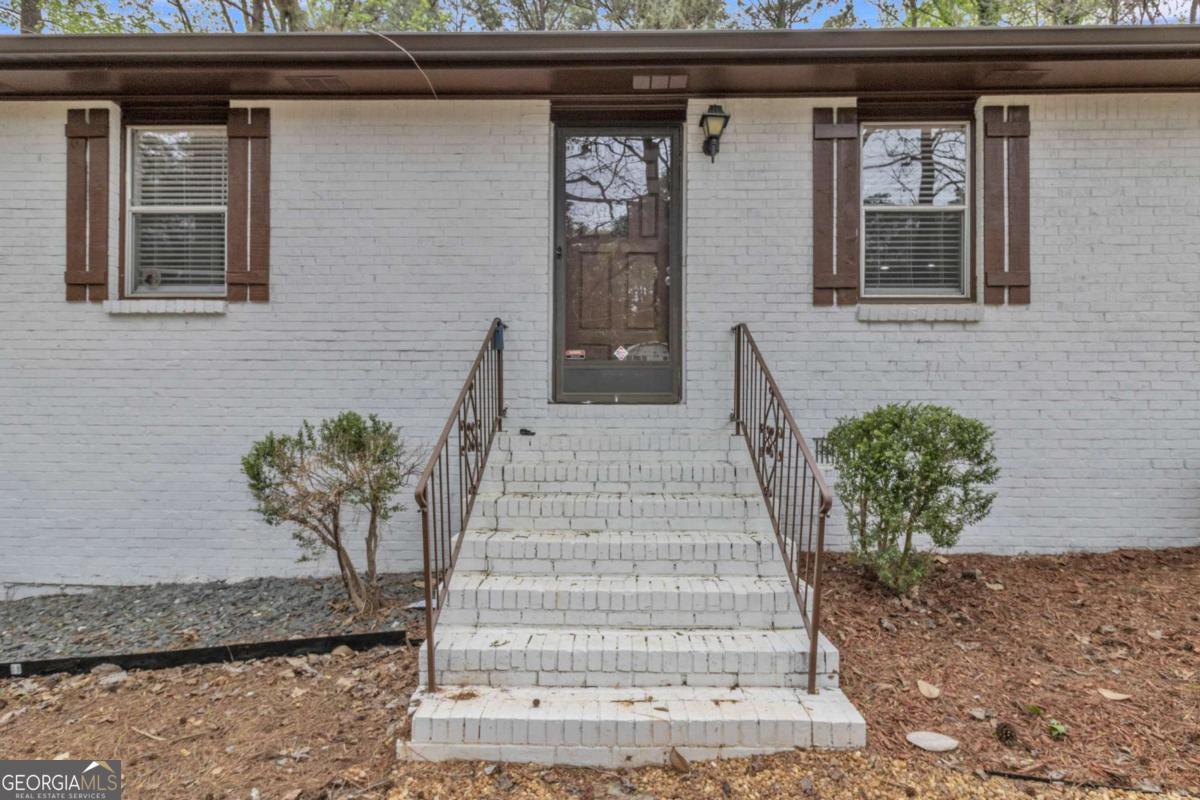5521 E Wind Drive Sw Property Photo 4