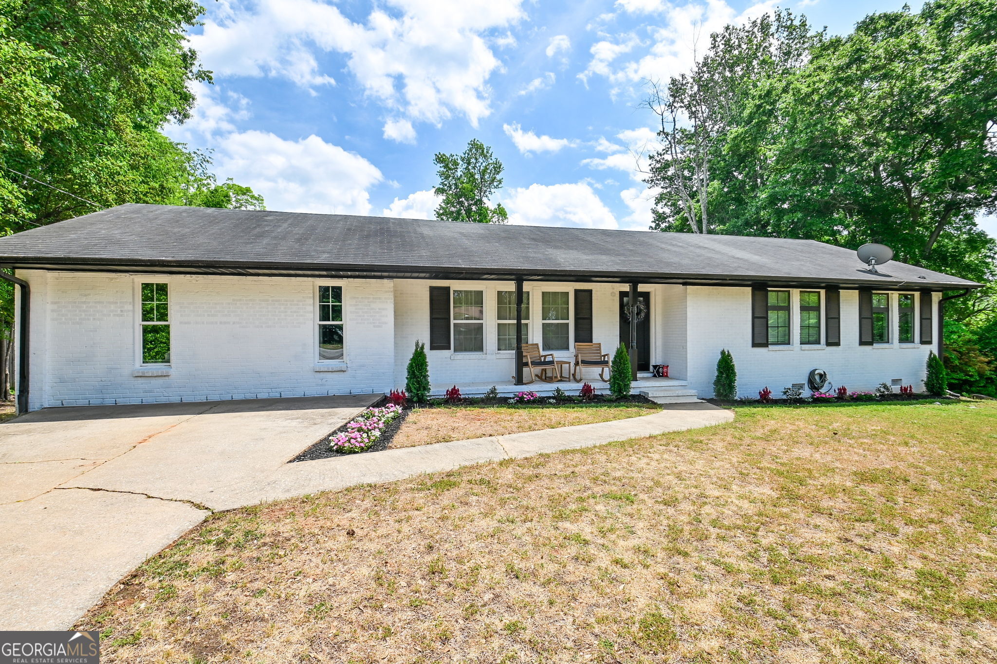 150 Sims Street Property Photo 7