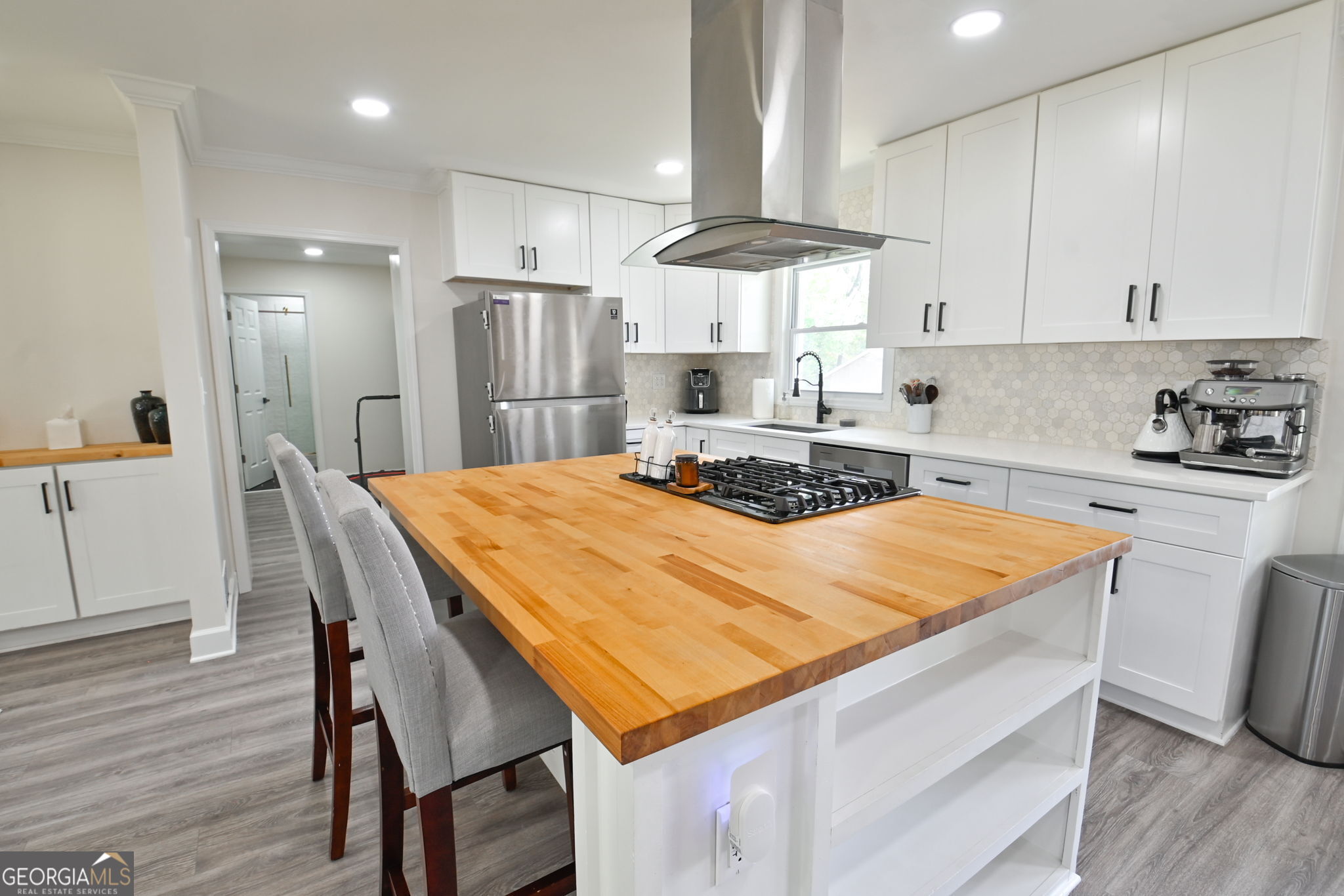 150 Sims Street Property Photo 16
