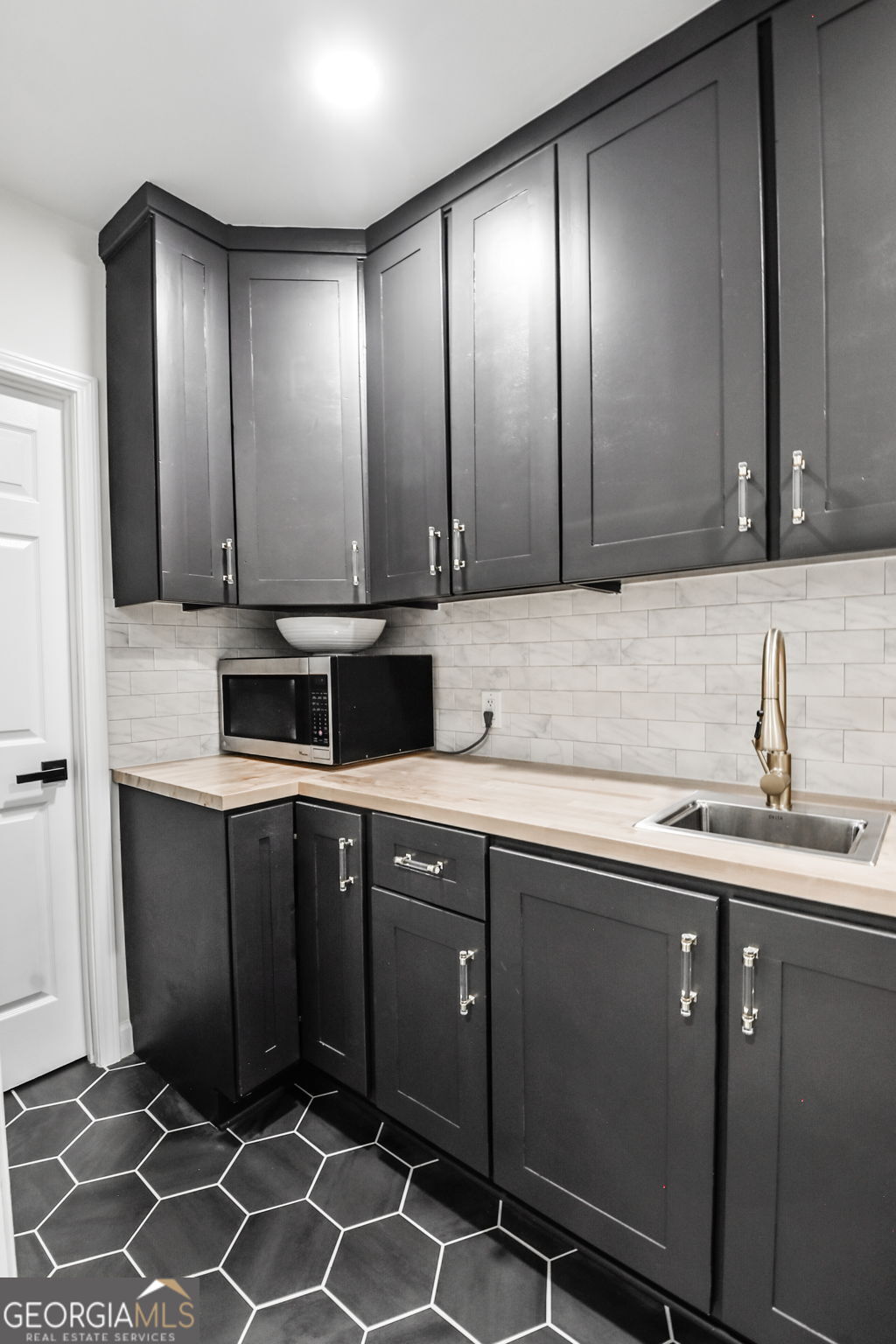 150 Sims Street Property Photo 32