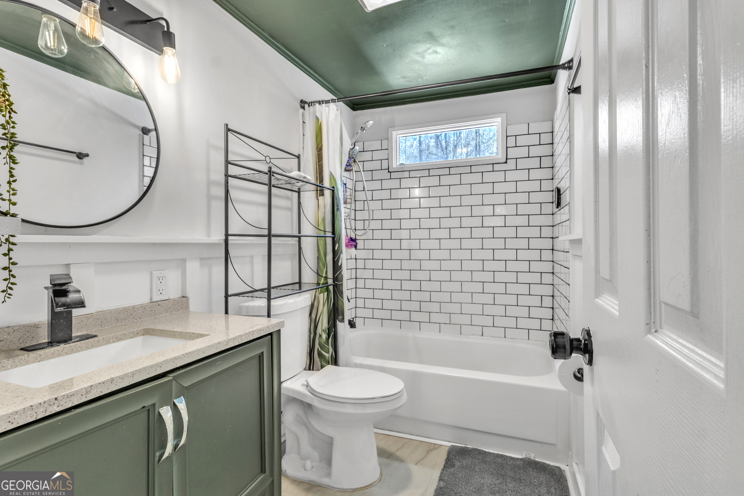 1786 Richard Road Ne Property Photo 15