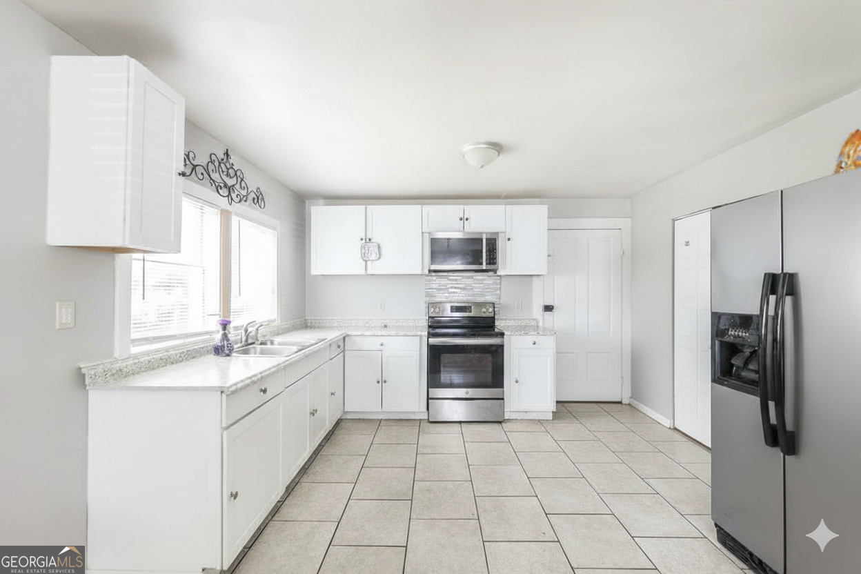 511 Forsyth Street Property Photo 7