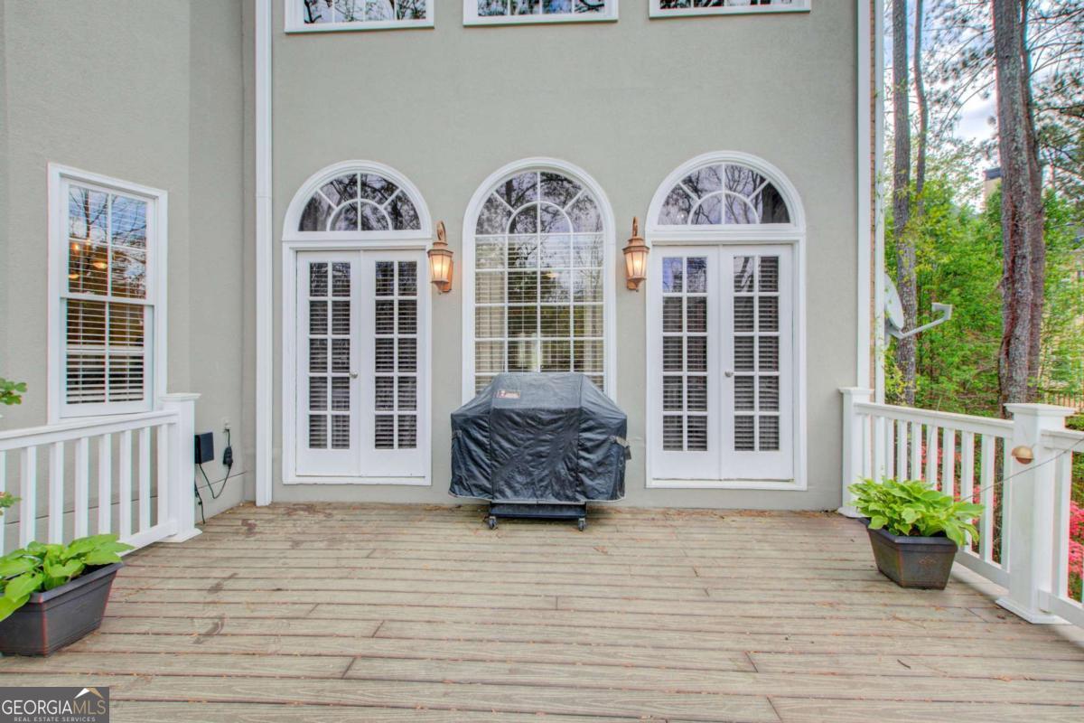 940 Waters Reach Court Property Photo 14