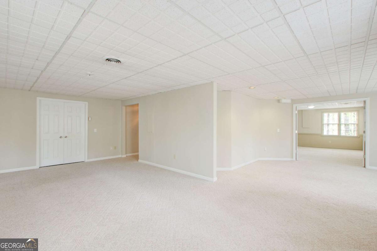 940 Waters Reach Court Property Photo 59