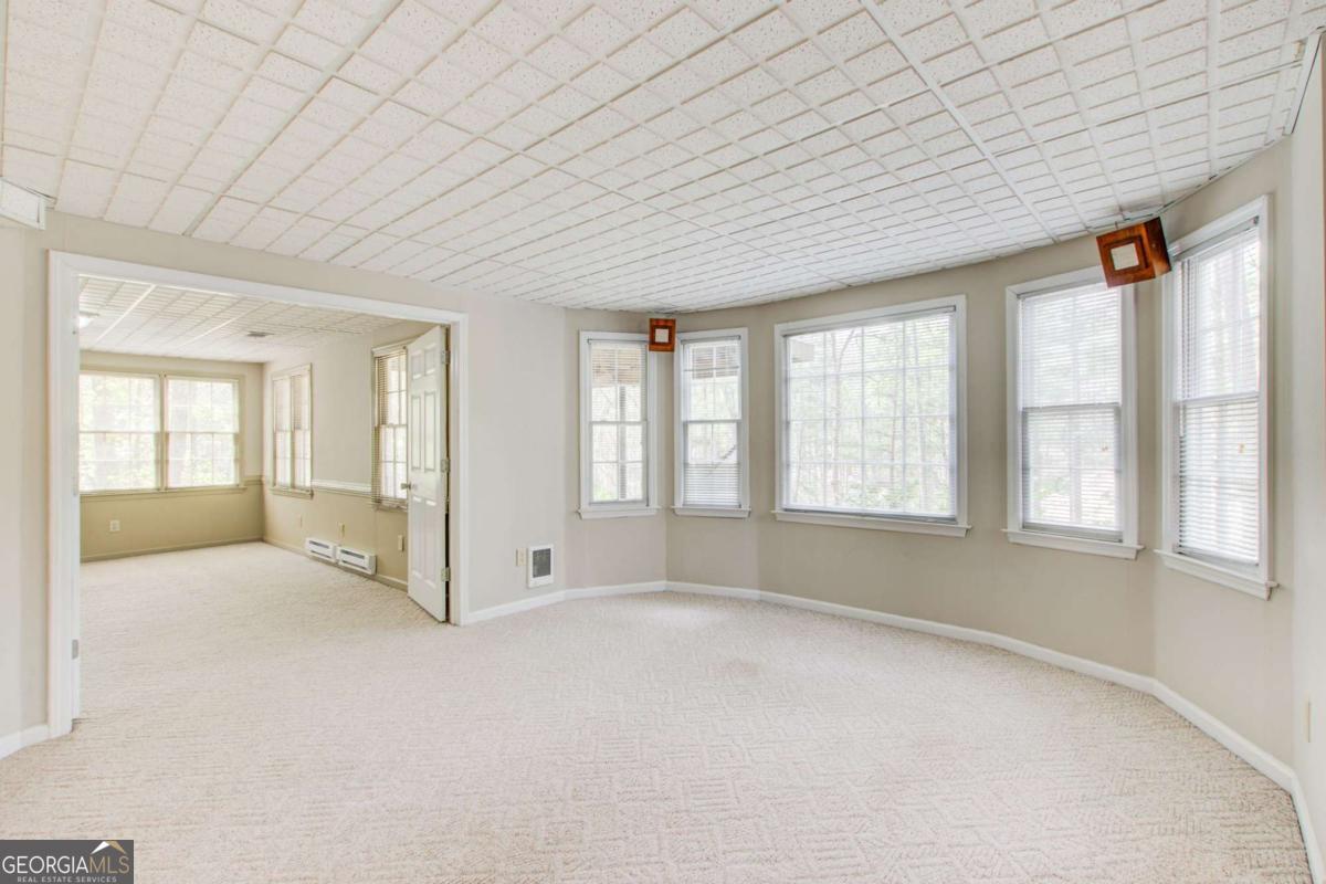 940 Waters Reach Court Property Photo 60