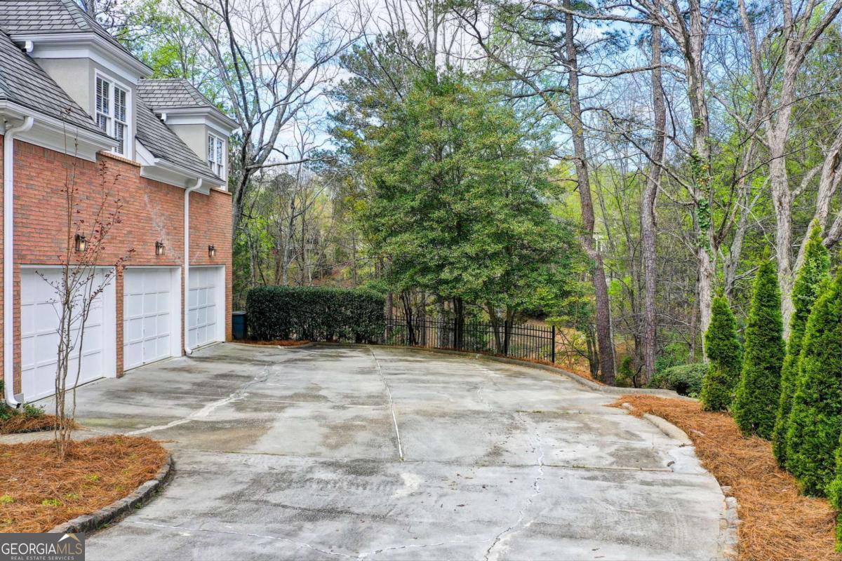 940 Waters Reach Court Property Photo 65
