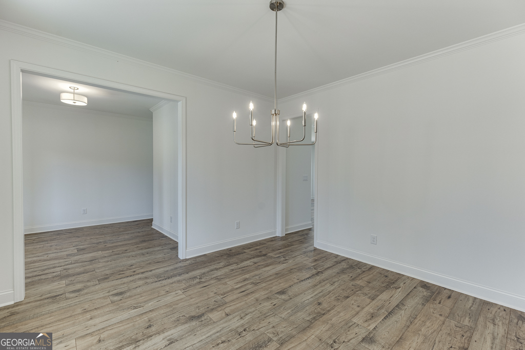 929 Lakeview Property Photo 6